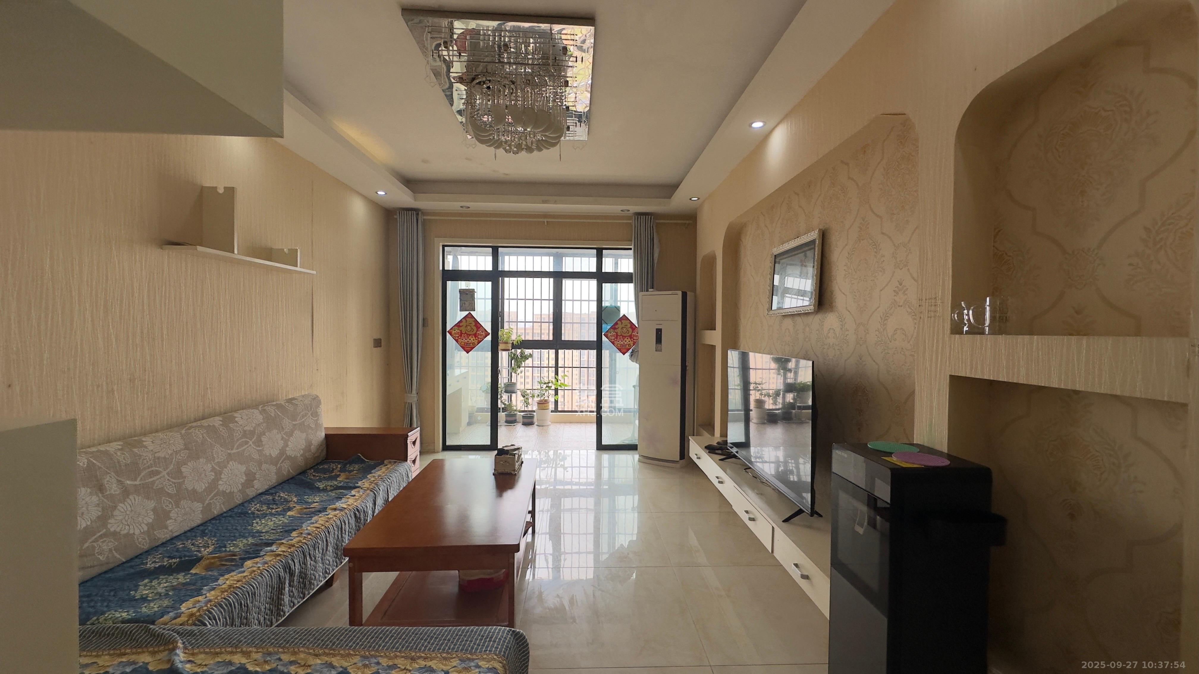 碧桂园公园壹号(凯怡茗苑) 2室2厅1卫 1600.0元/月 碧桂园公园壹号(凯怡茗苑) 2室2厅1卫 1600.0元/月室内图