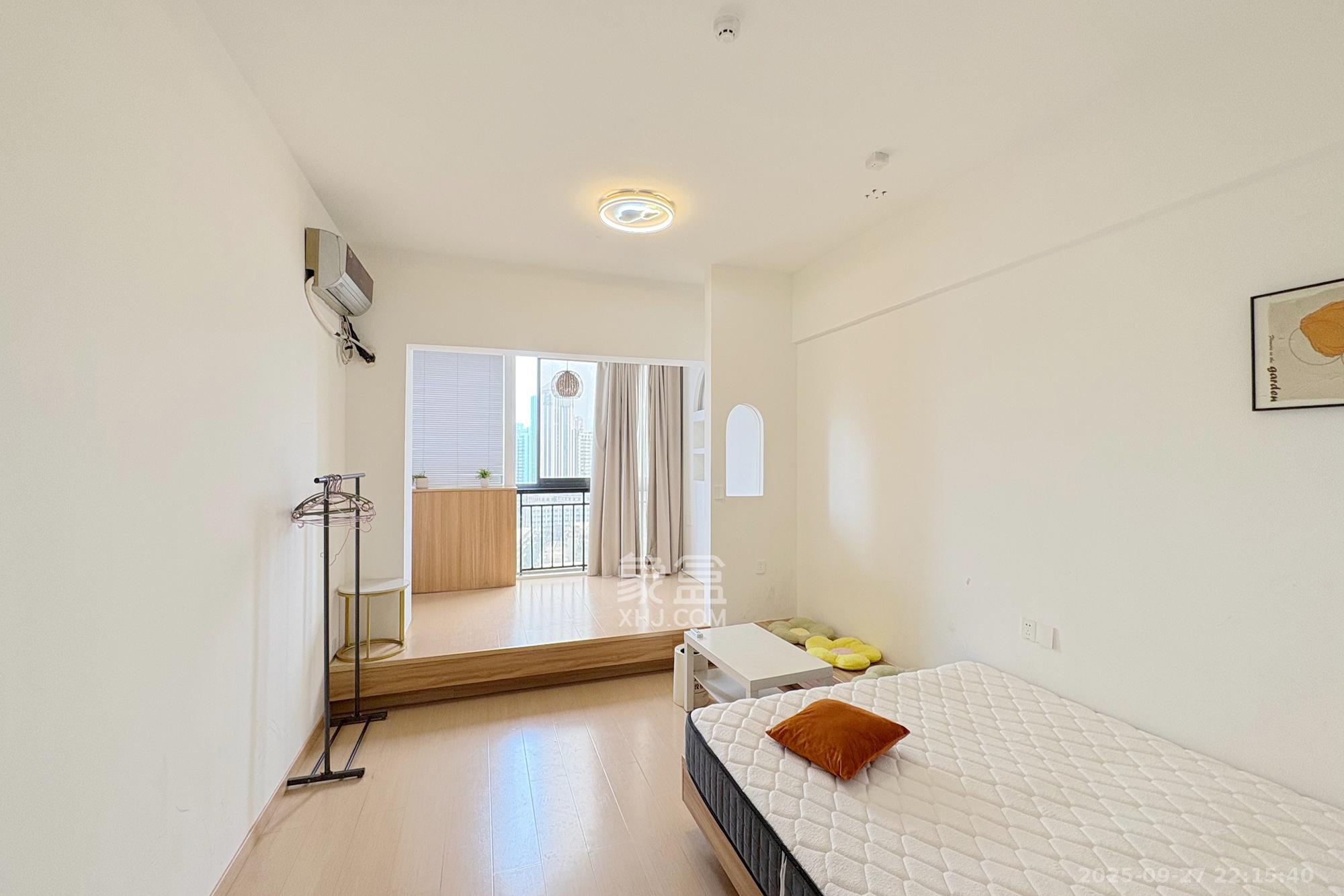 七彩丽都 1室1厅1卫 45.0万 七彩丽都 1室1厅1卫 45.0万客厅