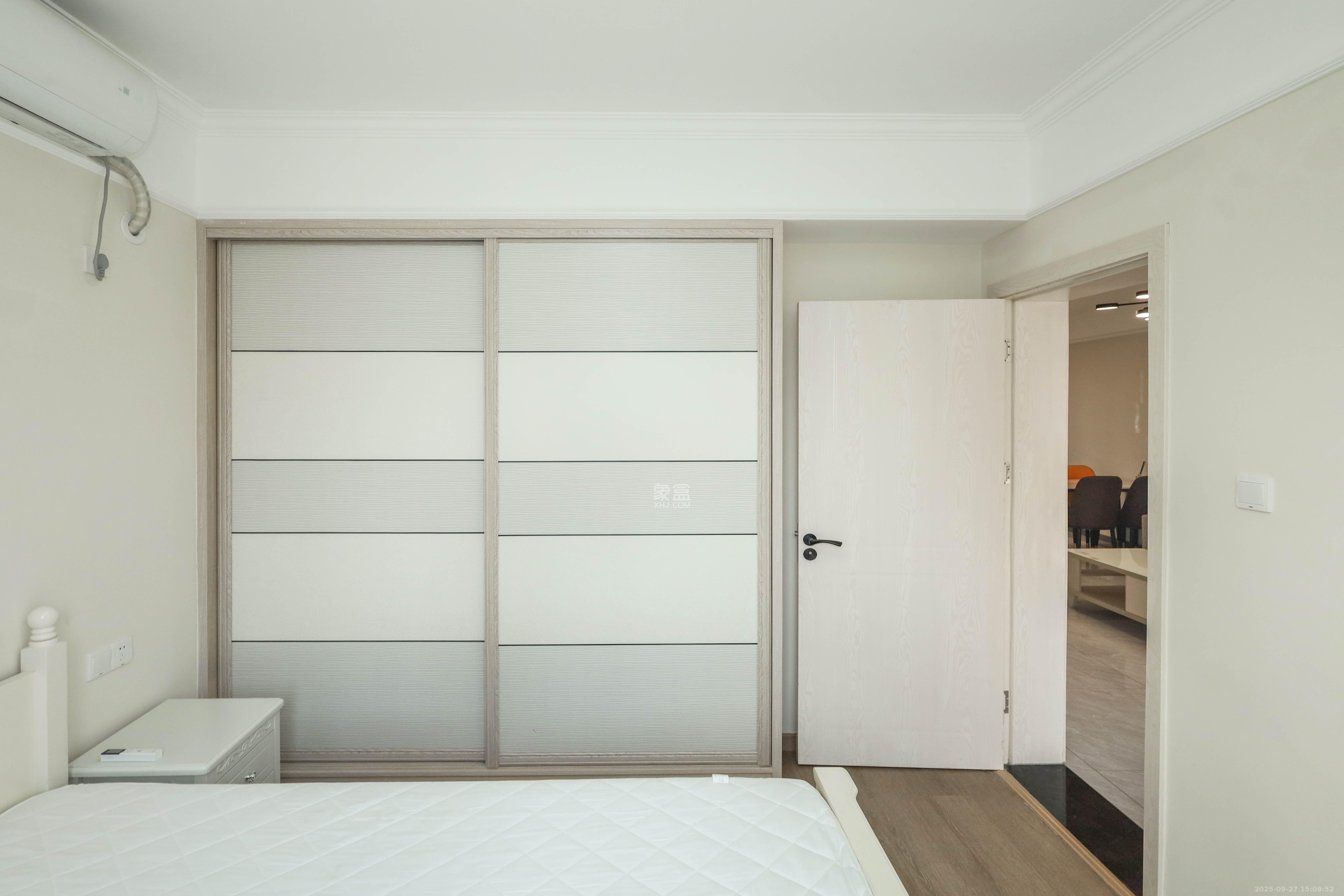 和泓梅溪四季  3室2厅2卫    2700.0元/月室内图