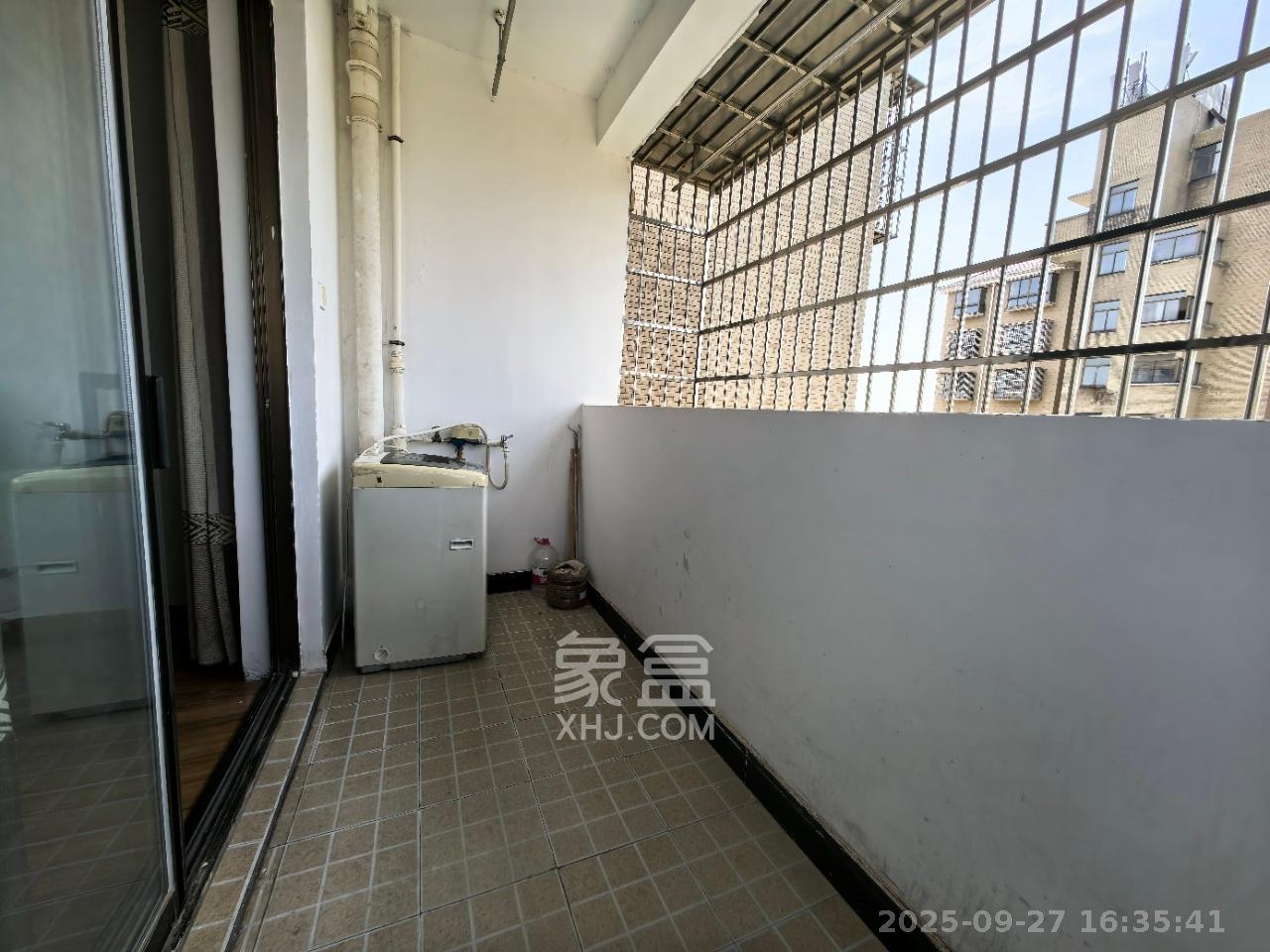 金汇园(鄱馨苑、省国税局单位房) 2室2厅1卫 1600.0元/月 金汇园(鄱馨苑、省国税局单位房) 2室2厅1卫 1600.0元/月室内图