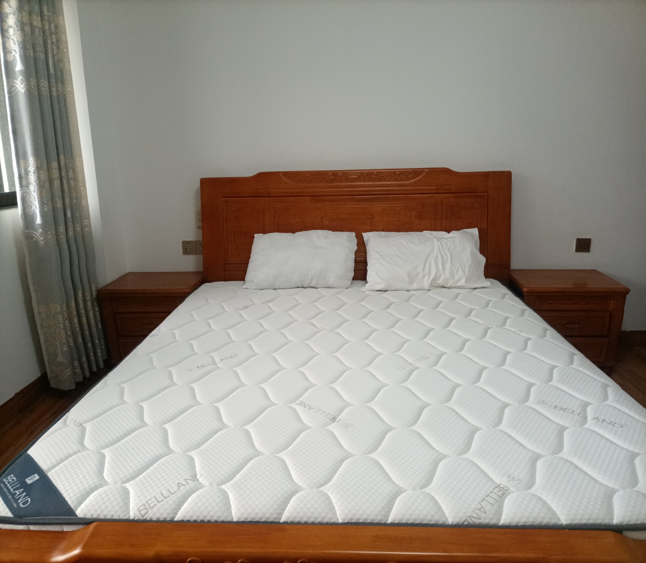 华洋公寓 3室2厅2卫 2600.0元/月 华洋公寓 3室2厅2卫 2600.0元/月室内图