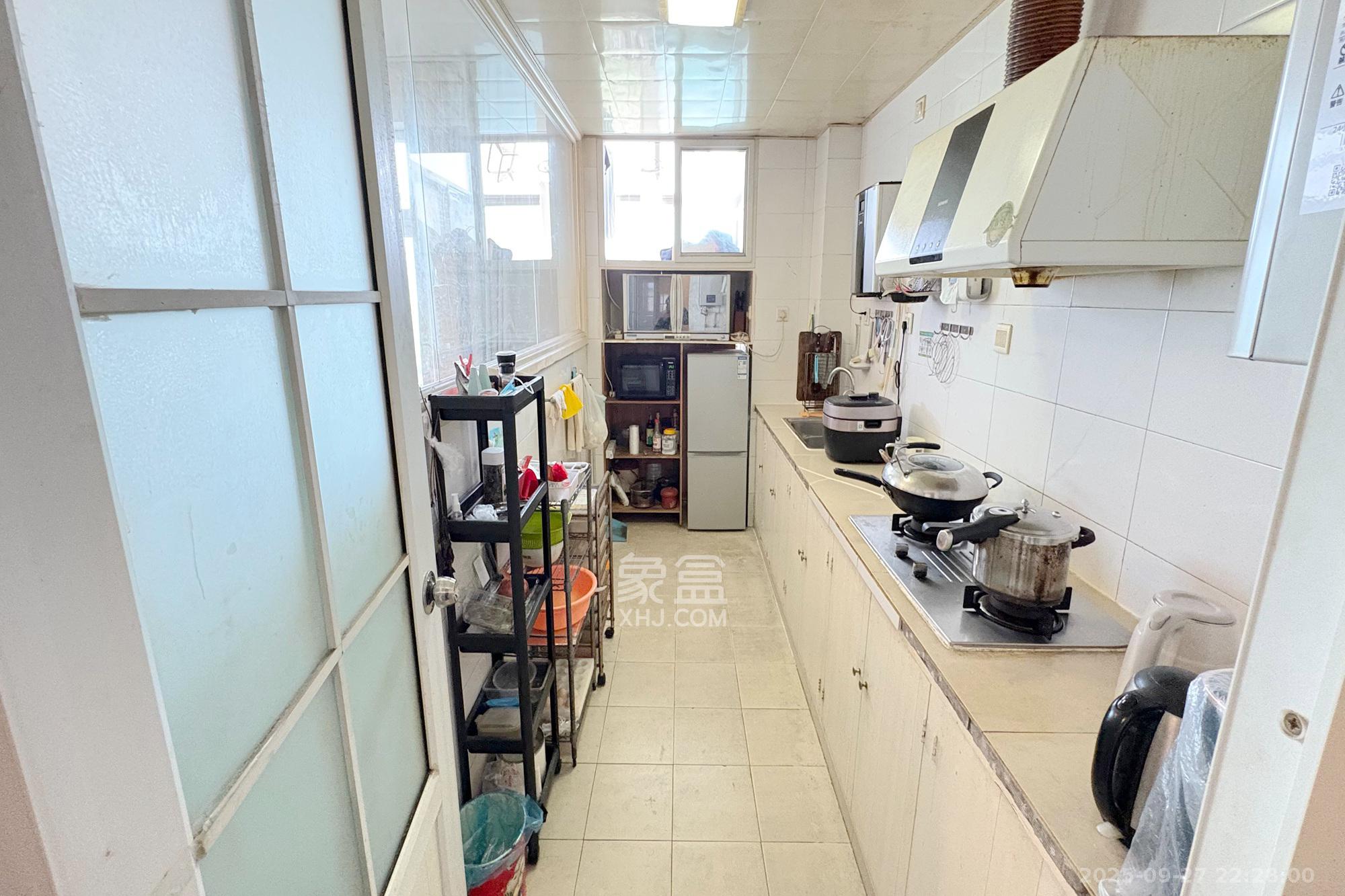 向阳门第 1室1厅1卫 59.8万 向阳门第 1室1厅1卫 59.8万厨房