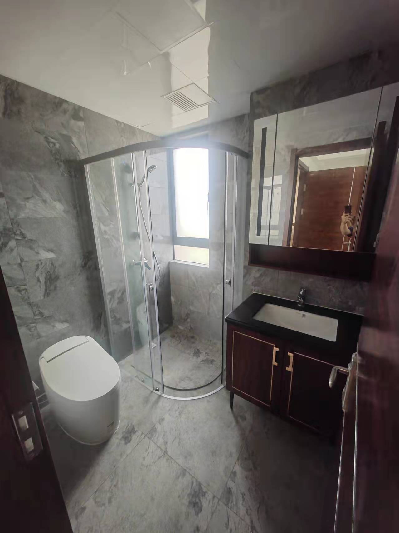 碧桂园公园上城 4室2厅2卫 3500.0元/月 碧桂园公园上城 4室2厅2卫 3500.0元/月室内图