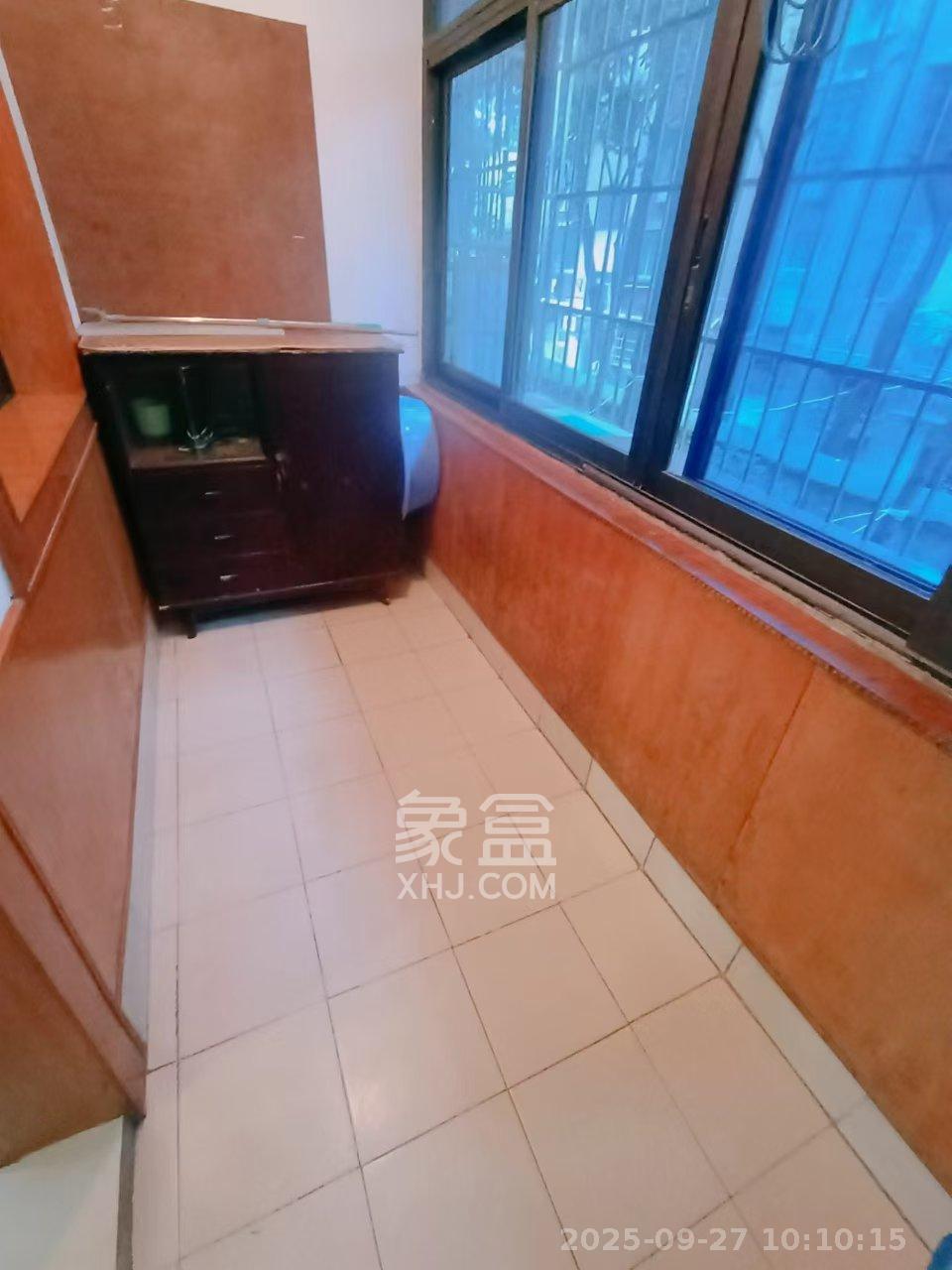 春风小区  2室1厅1卫    1500.0元/月 春风小区  2室1厅1卫    1500.0元/月室内图