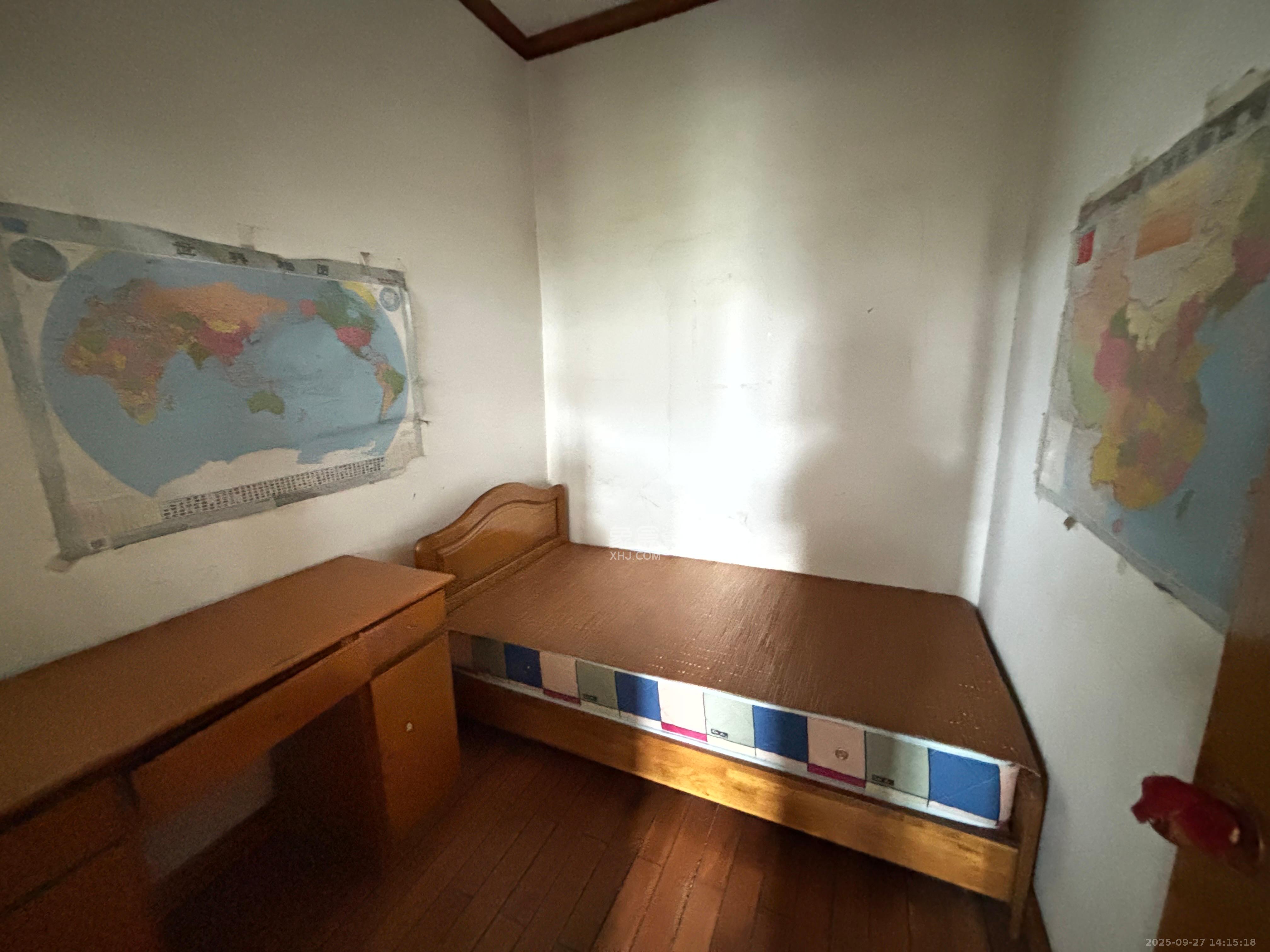 路桥宿舍  2室1厅1卫    1100.0元/月室内图