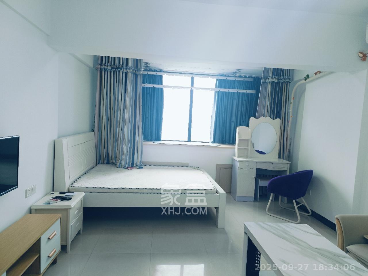 观园国际公寓  1室1厅1卫    1800.0元/月室内图