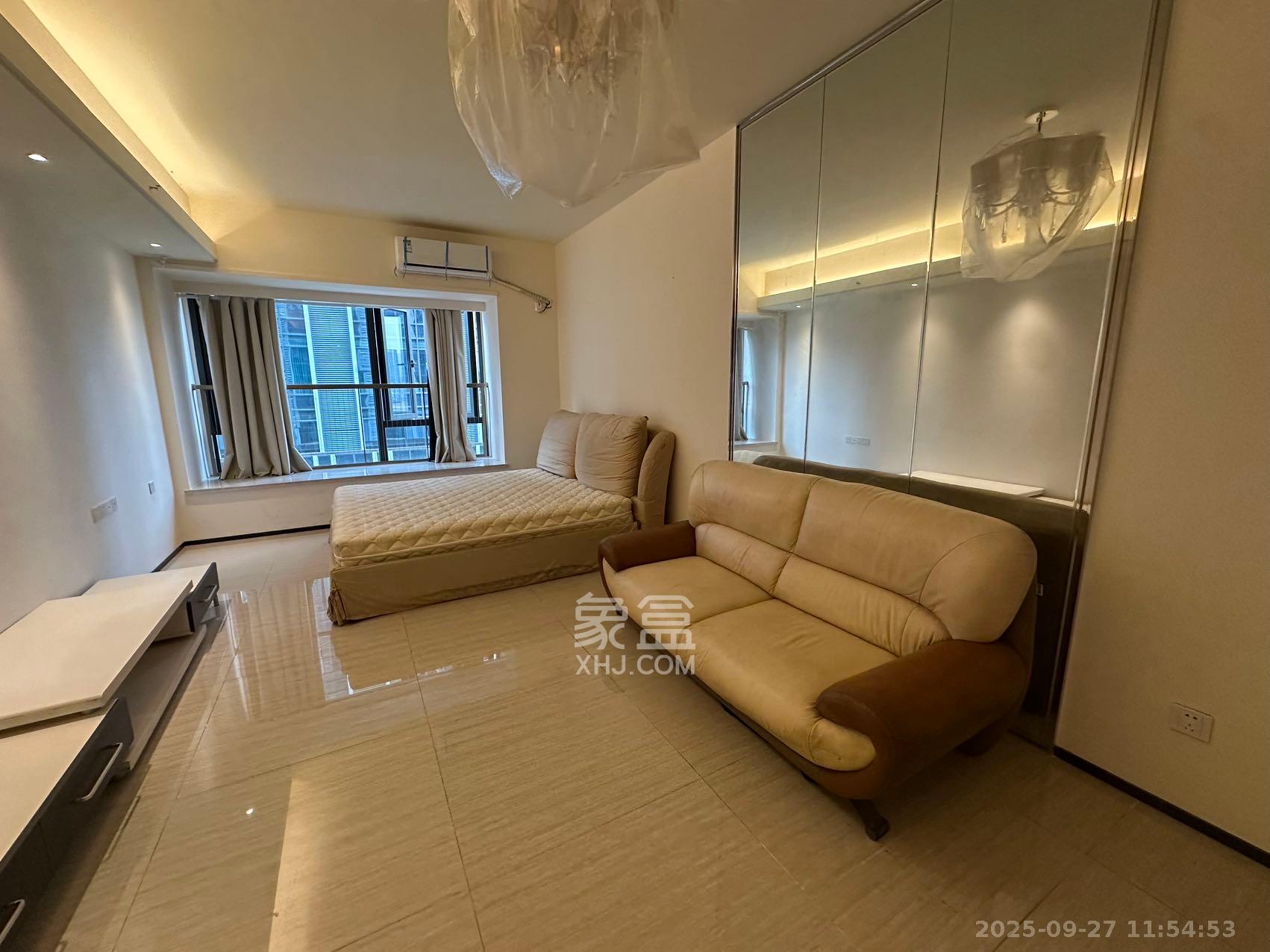 恒大金融广场 1室0厅0卫 1700.0元/月 恒大金融广场 1室0厅0卫 1700.0元/月室内图