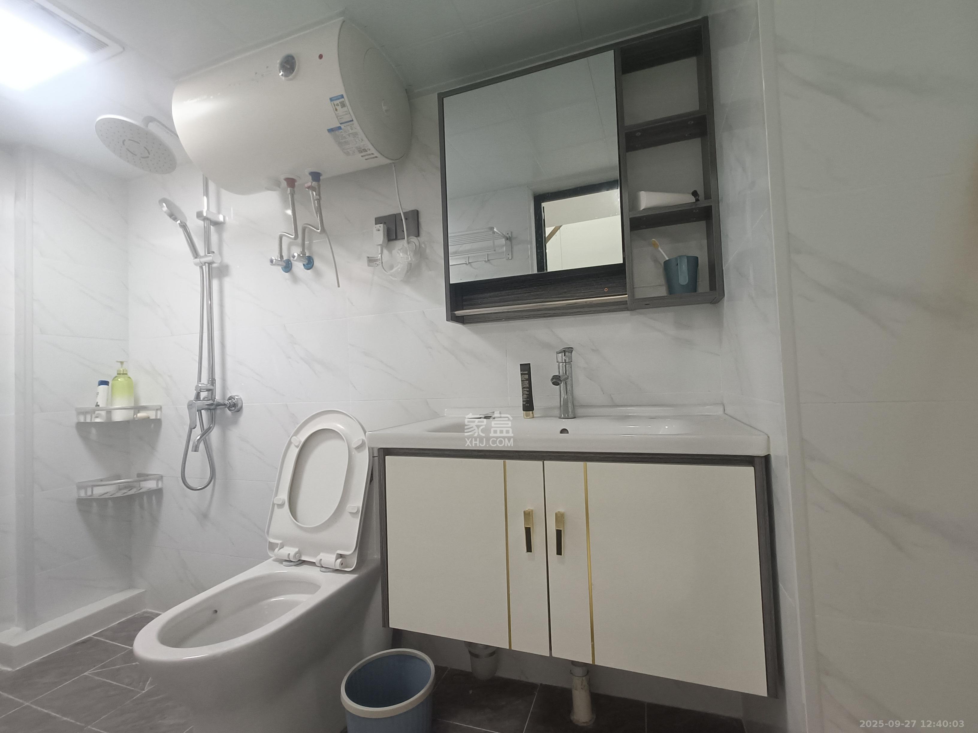 佳兆业云顶都汇 2室1厅1卫 1600.0元/月 佳兆业云顶都汇 2室1厅1卫 1600.0元/月室内图