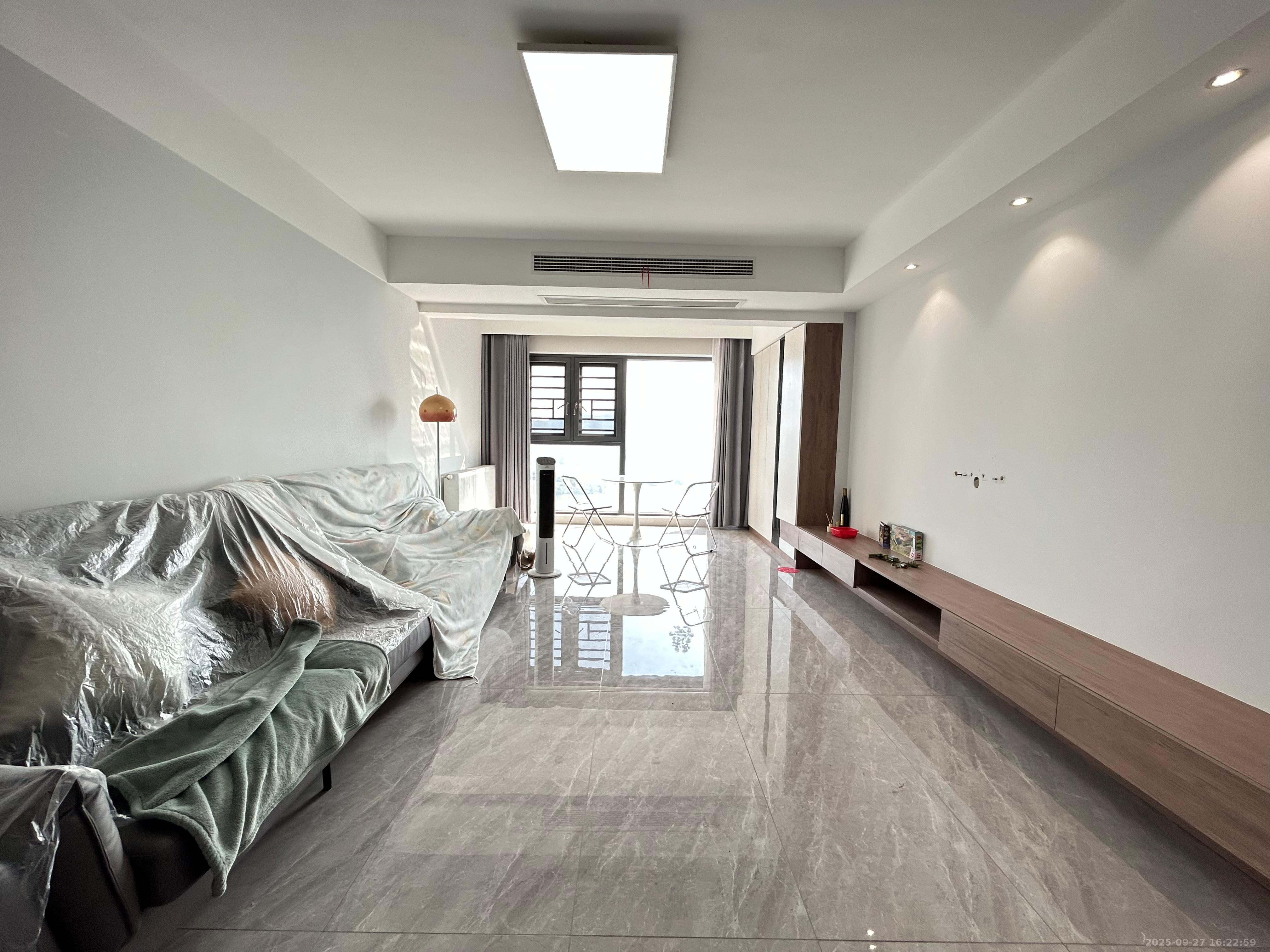 山水誉峰 3室2厅2卫 3800.0元/月 山水誉峰 3室2厅2卫 3800.0元/月室内图