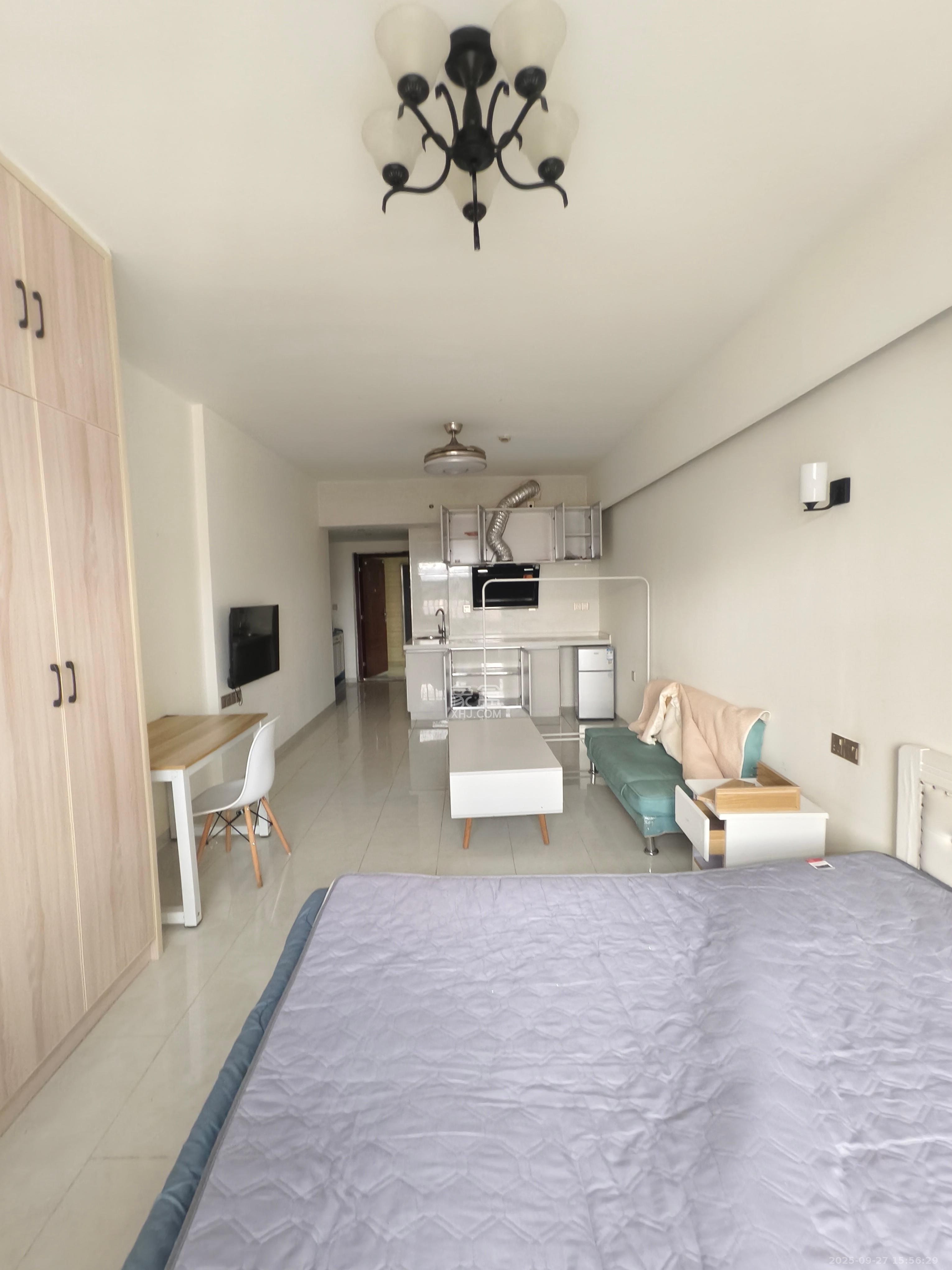 蓝湾国际广场  1室1厅1卫    1700.0元/月室内图