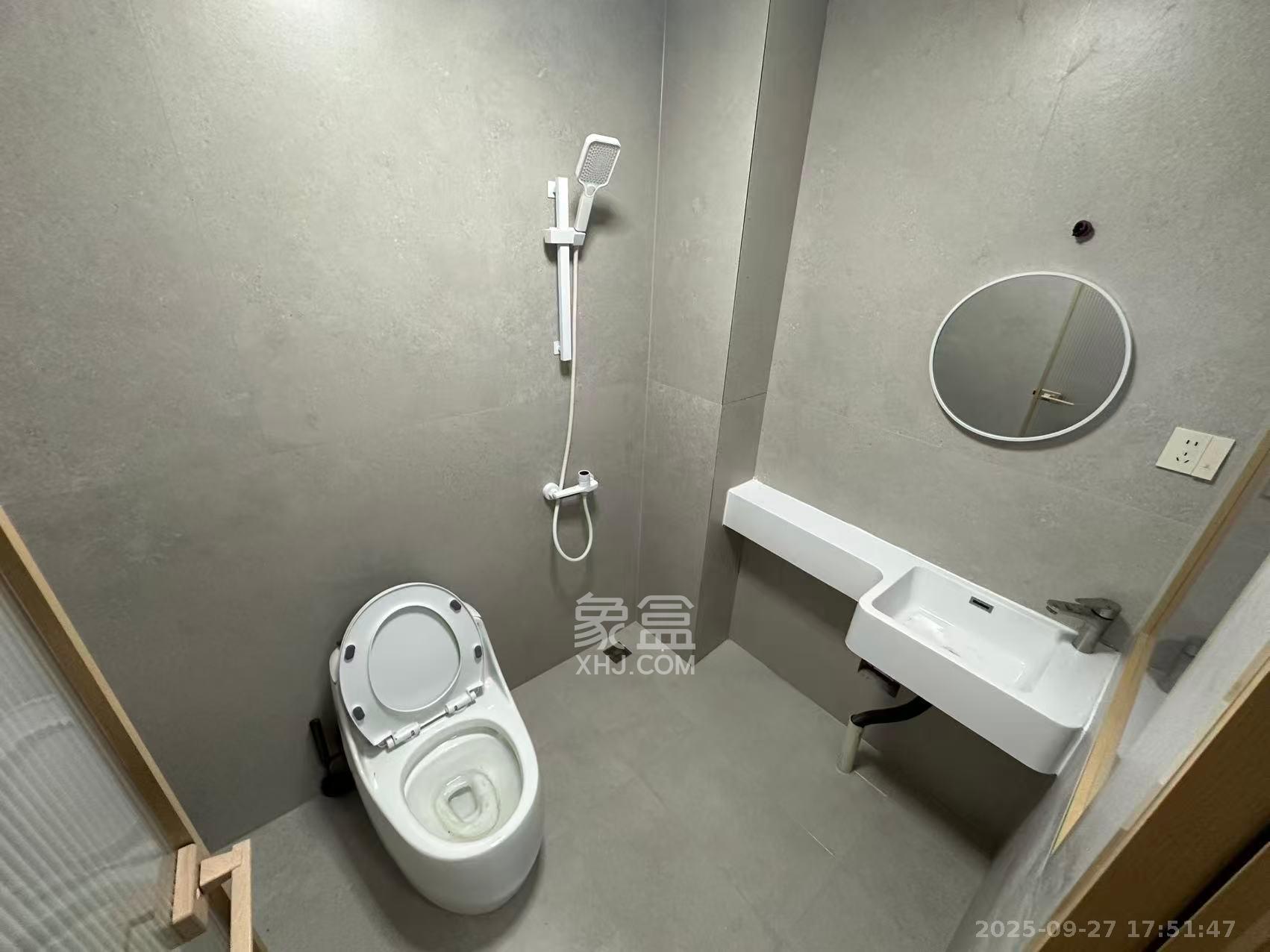 YO领域(领御大厦) 1室1厅1卫 2000.0元/月 YO领域(领御大厦) 1室1厅1卫 2000.0元/月室内图