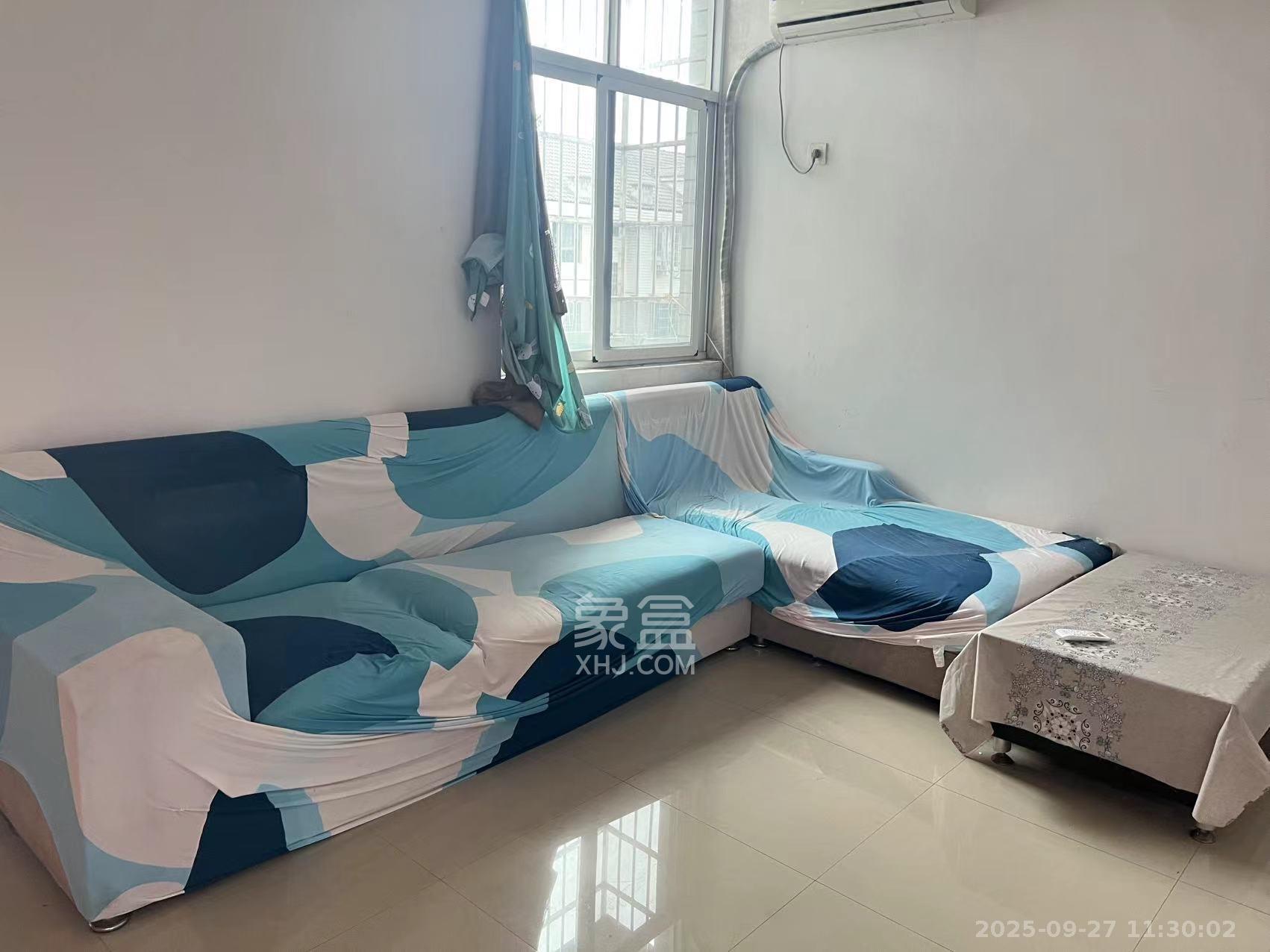 兴联母山小区 3室1厅1卫 1200.0元/月 兴联母山小区 3室1厅1卫 1200.0元/月室内图