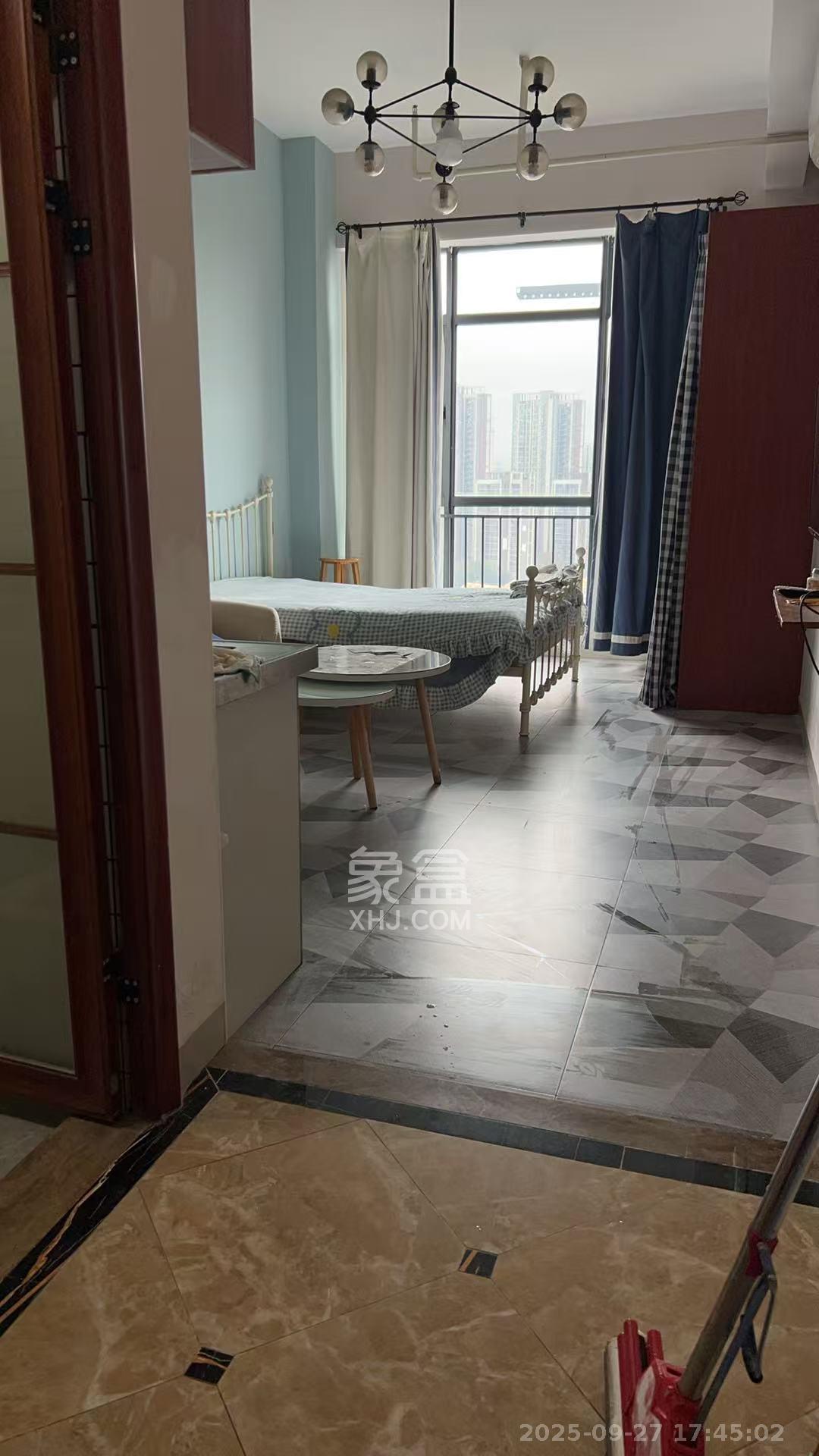 叠彩兰亭 1室1厅1卫 1500.0元/月 叠彩兰亭 1室1厅1卫 1500.0元/月室内图