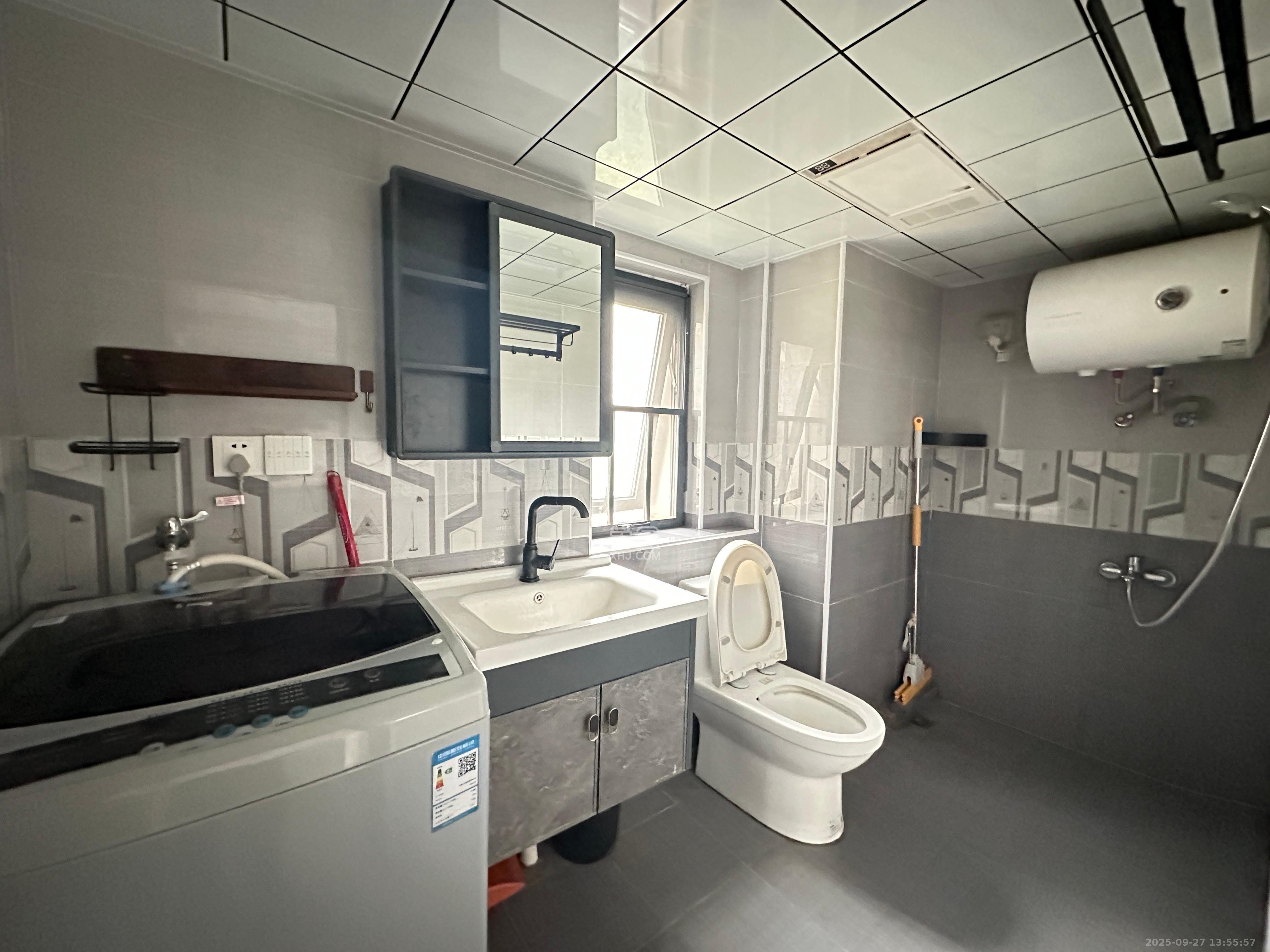 明昇壹城（明昇时代广场）三期  2室1厅1卫    2600.0元/月室内图