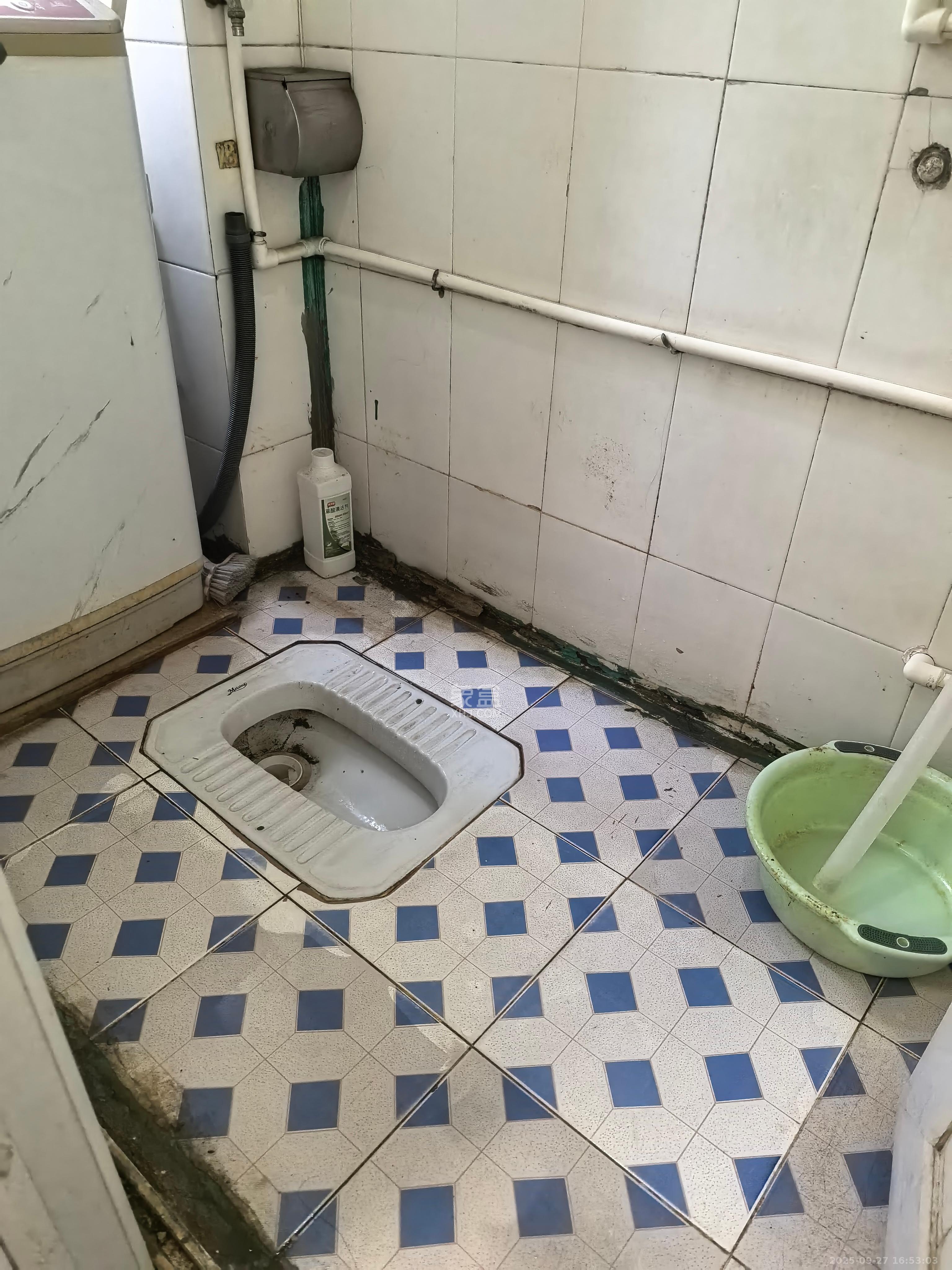 雅雀湖小区  1室1厅1卫   1200.00元/月室内图
