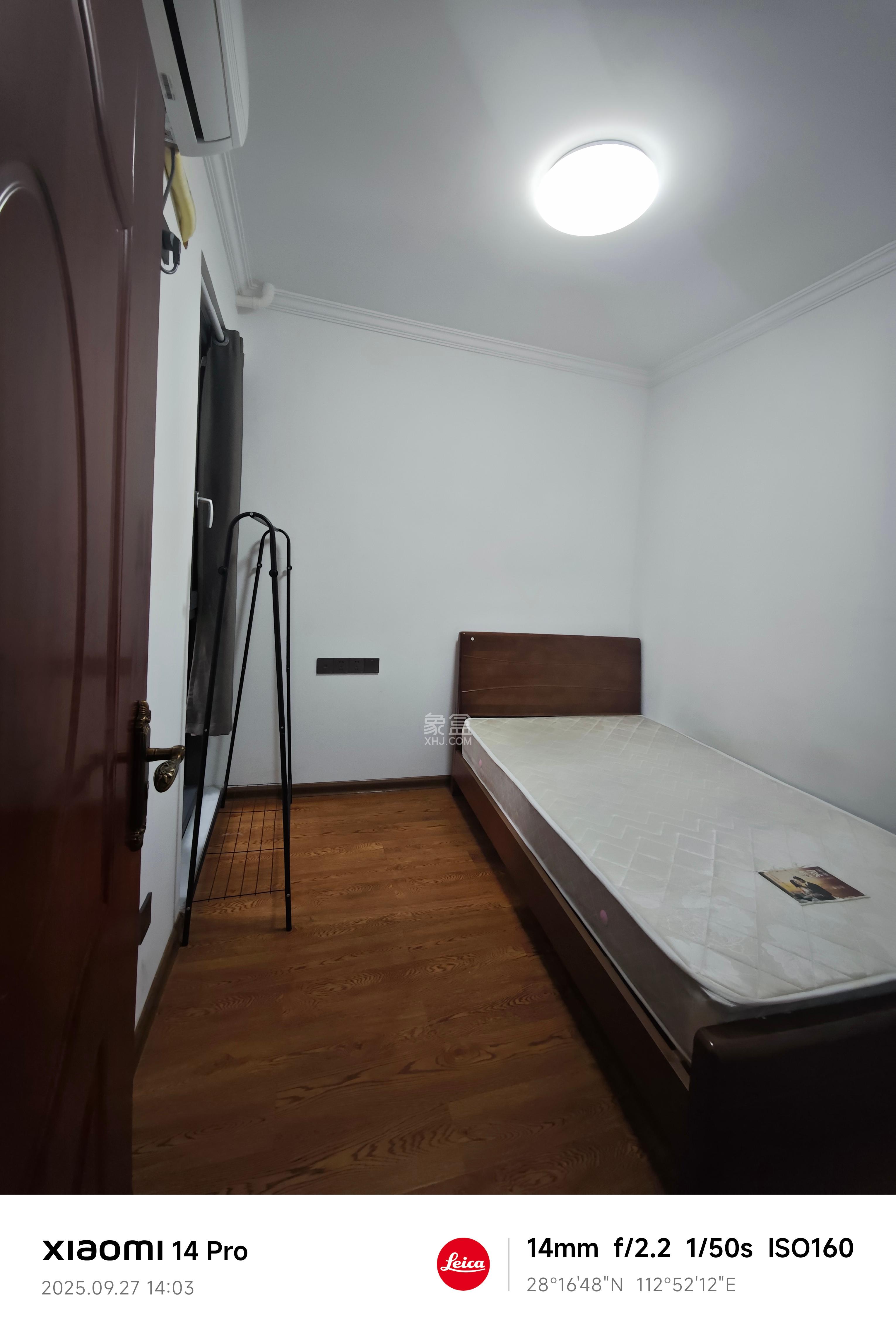 华城城市广场 3室2厅2卫 2000.0元/月 华城城市广场 3室2厅2卫 2000.0元/月室内图