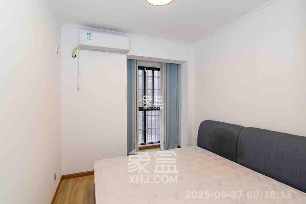 新城国际花都  3室2厅2卫    2000.0元/月室内图