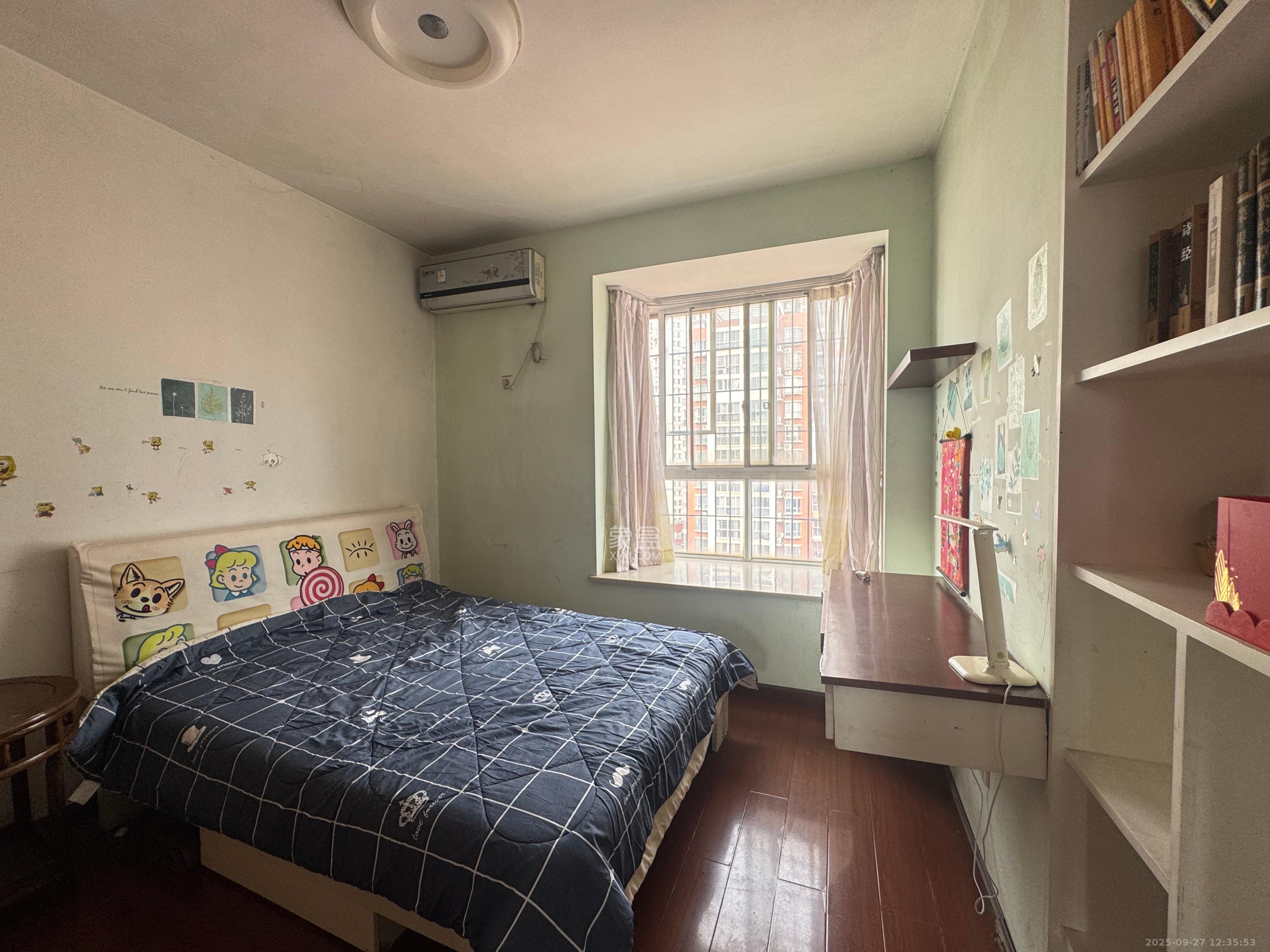 桔香鑫城  3室2厅1卫    2100.0元/月室内图