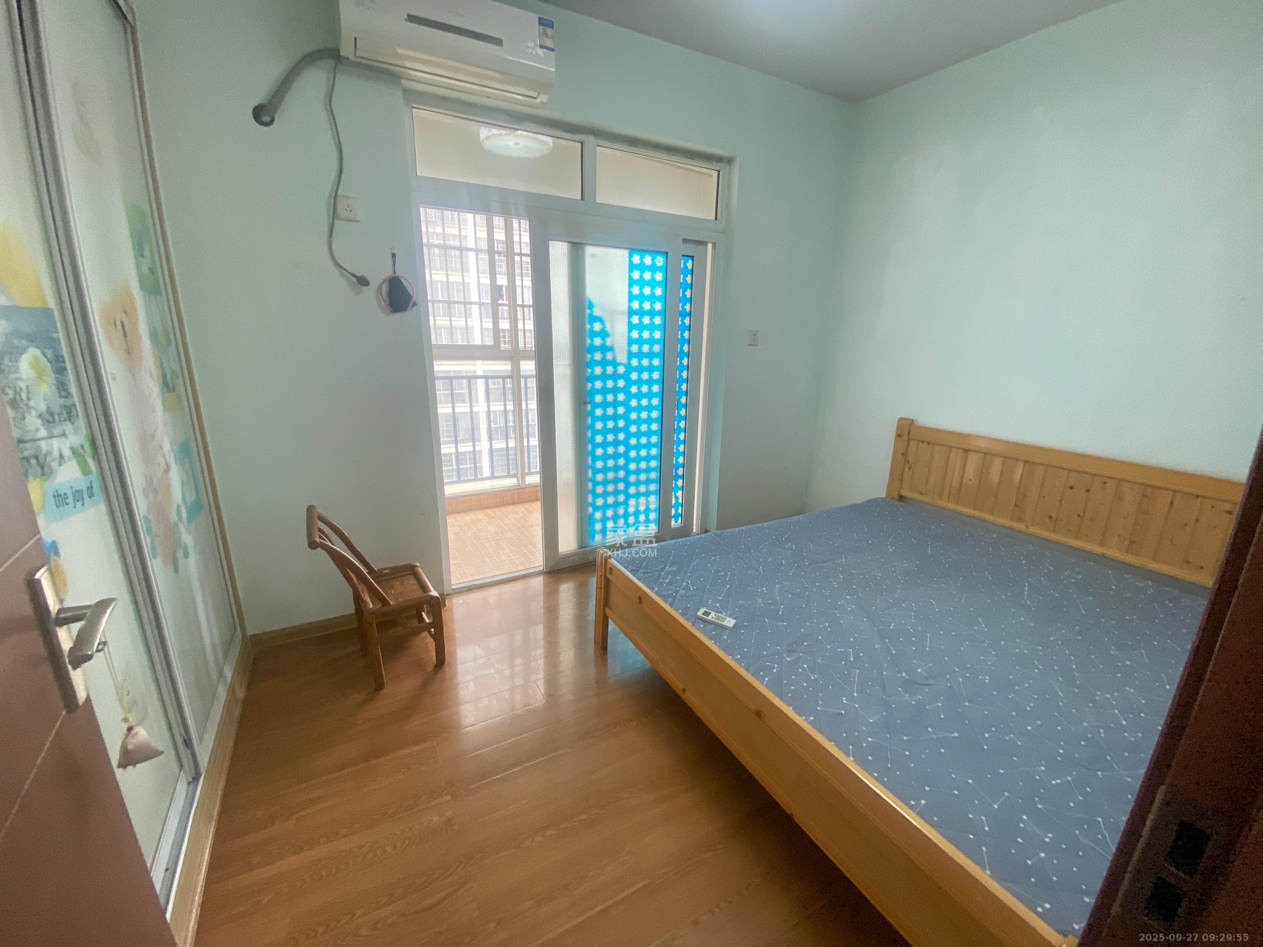 明天一城 2室2厅1卫 1400.0元/月 明天一城 2室2厅1卫 1400.0元/月室内图