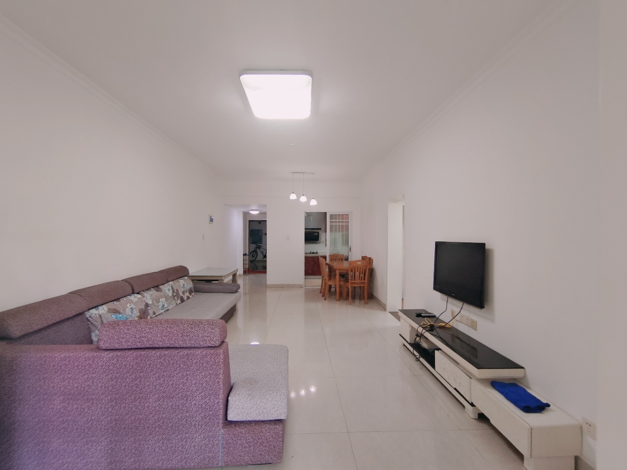 鹏利广场  3室2厅2卫    1700.0元/月室内图