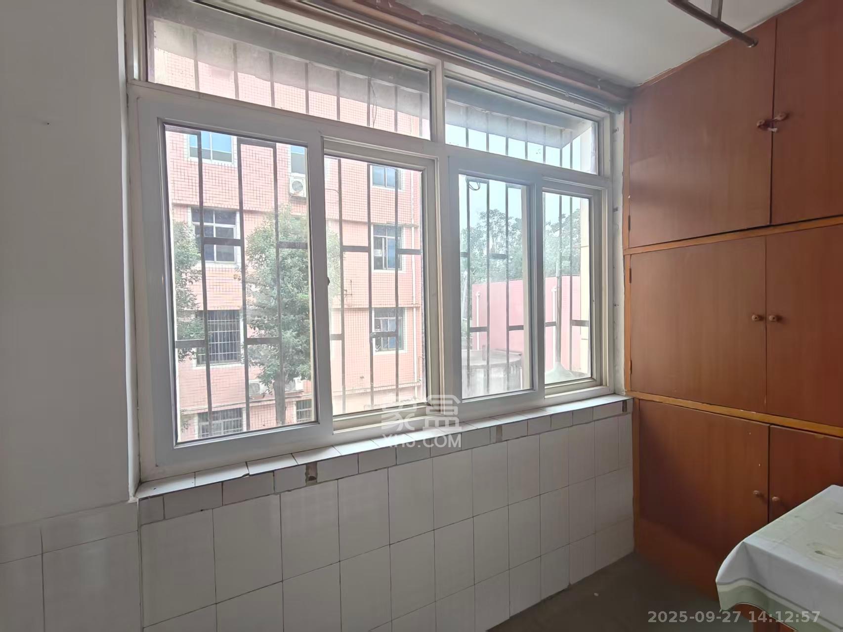 老三十七中教职工宿舍（雨花明德实验中学）  2室2厅1卫    1800.0元/月室内图