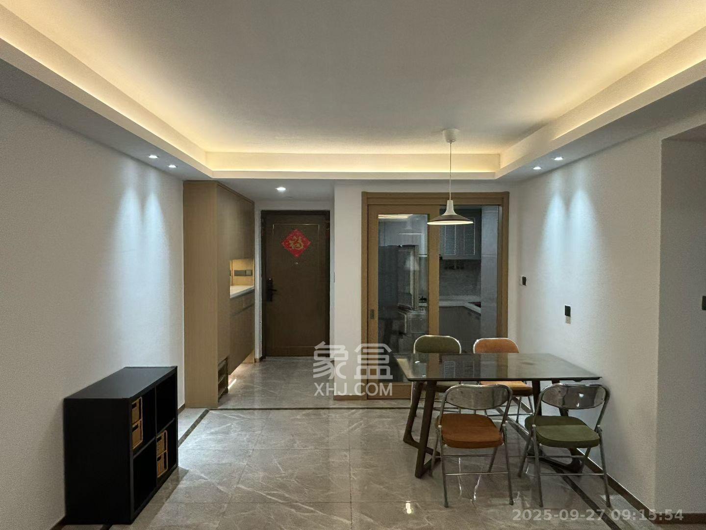 旭辉雨花郡  3室2厅2卫    4100.0元/月室内图