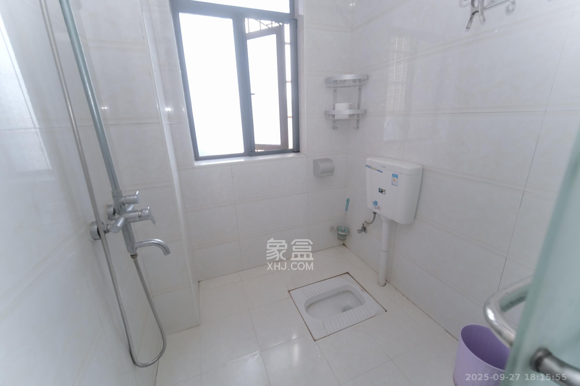 好望谷 3室2厅2卫 80.0万 好望谷 3室2厅2卫 80.0万卫生间