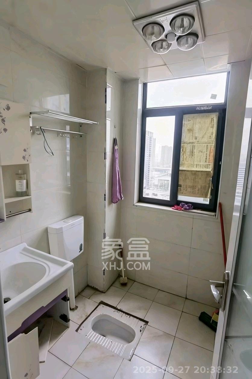 华侨假日中心（晟华苑）  2室2厅1卫    1900.0元/月室内图