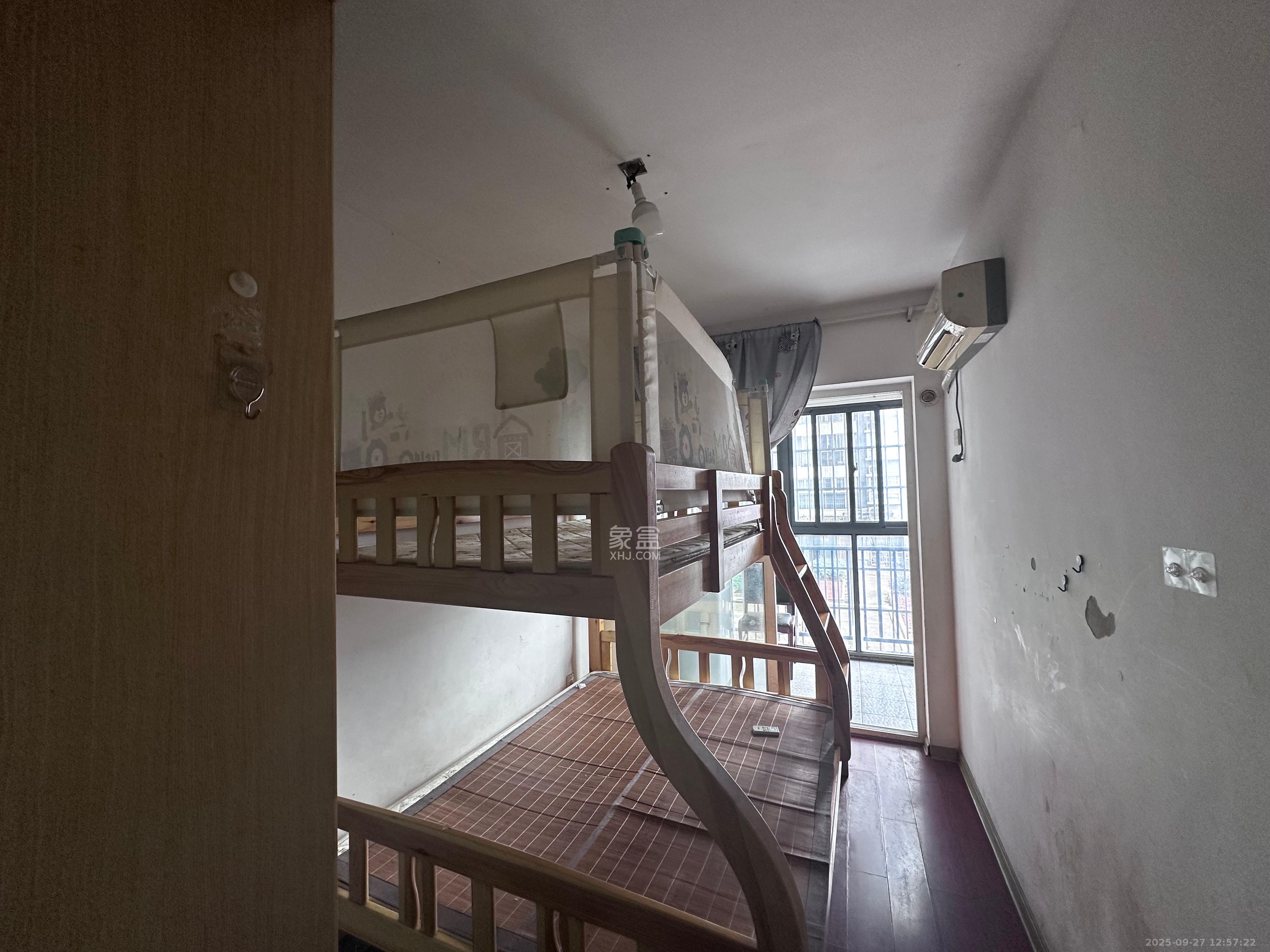 星典时代 2室2厅1卫 1680.0元/月 星典时代 2室2厅1卫 1680.0元/月室内图