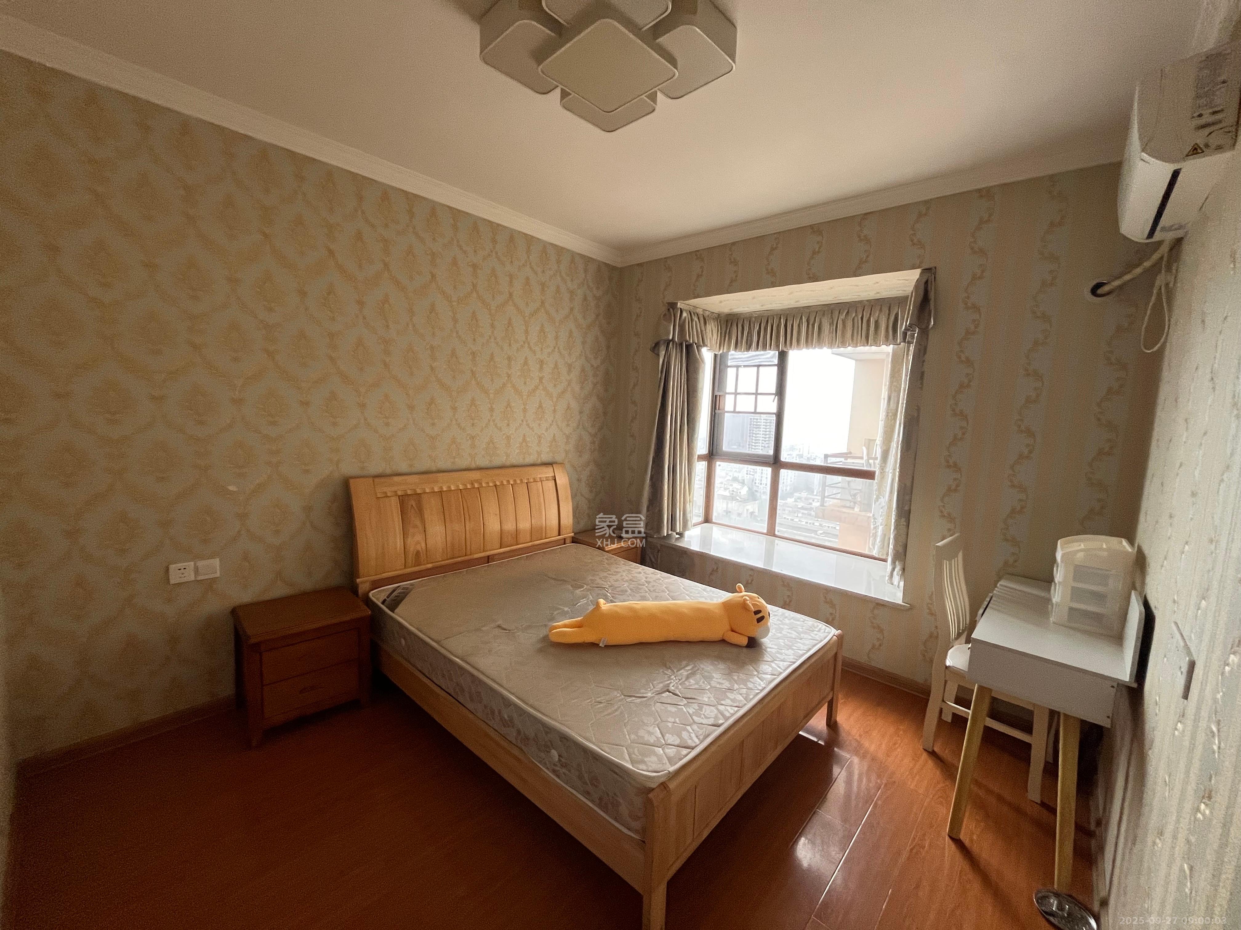 惠通才郡  2室1厅1卫    2800.0元/月室内图