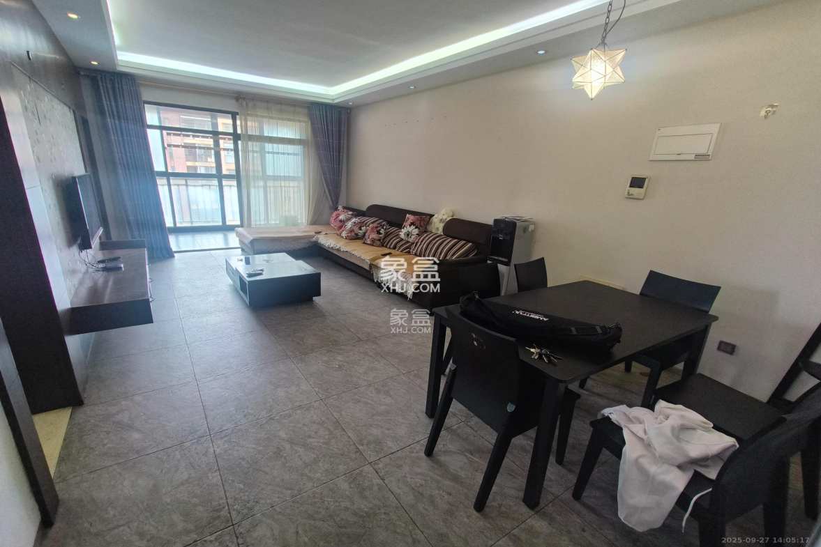 英祥春天 2室2厅1卫 2100.0元/月 英祥春天 2室2厅1卫 2100.0元/月室内图