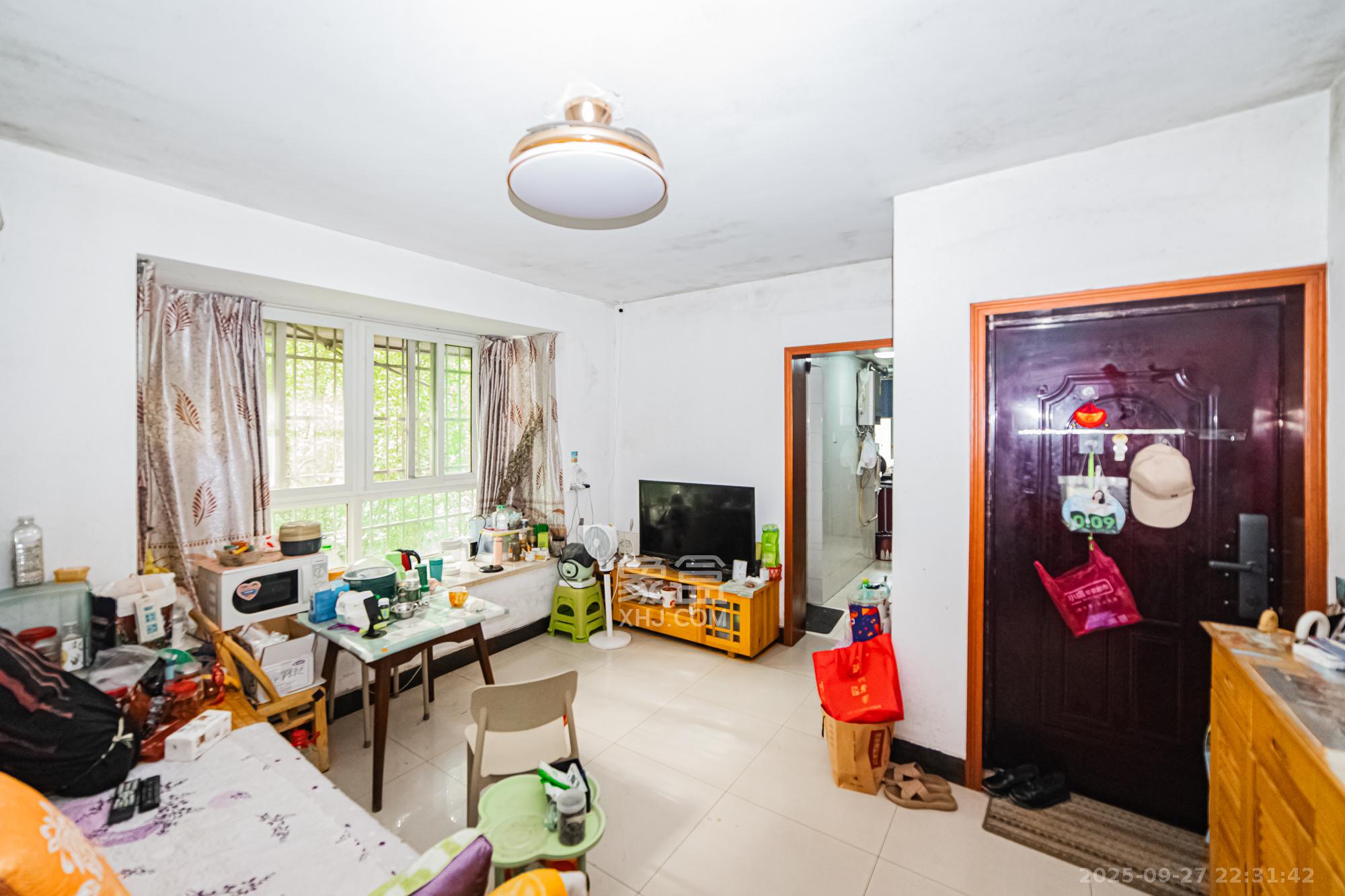 金霞苑 1室1厅1卫 40.0万 金霞苑 1室1厅1卫 40.0万客厅