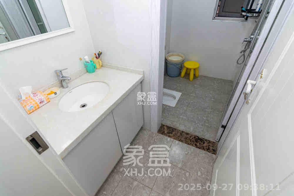 新城国际花都 3室2厅2卫 2000.0元/月 新城国际花都 3室2厅2卫 2000.0元/月室内图