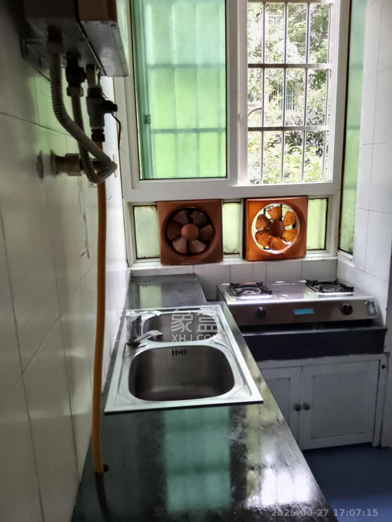 广厦新苑  2室1厅1卫    1700.0元/月室内图