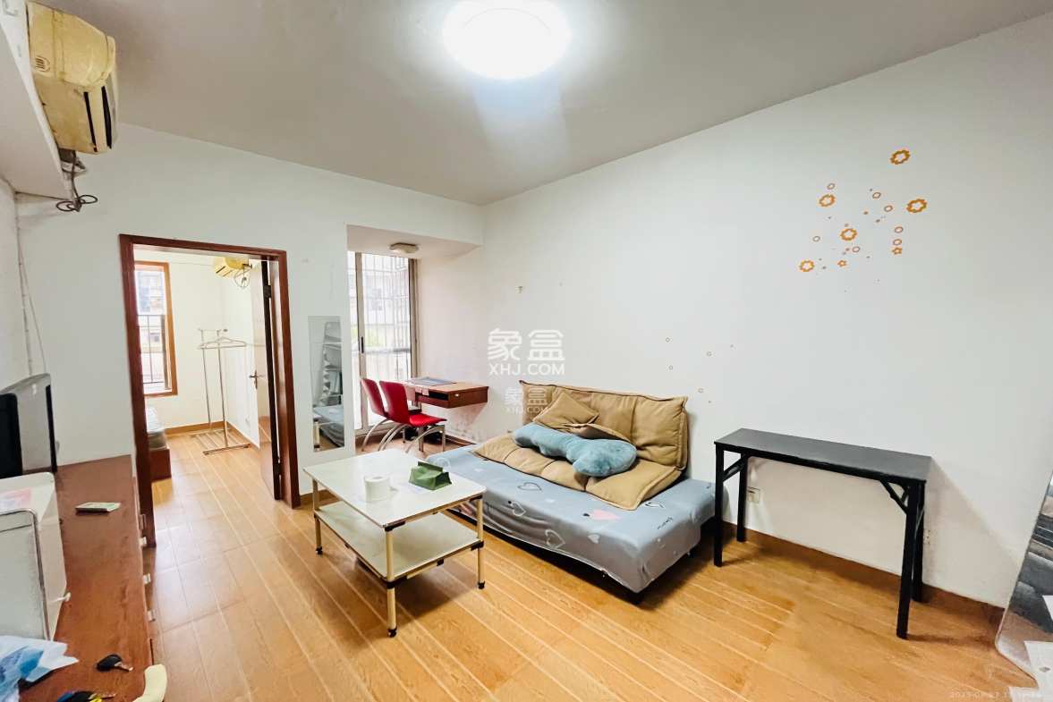 白沙晶城 1室1厅1卫 2000.0元/月 白沙晶城 1室1厅1卫 2000.0元/月室内图