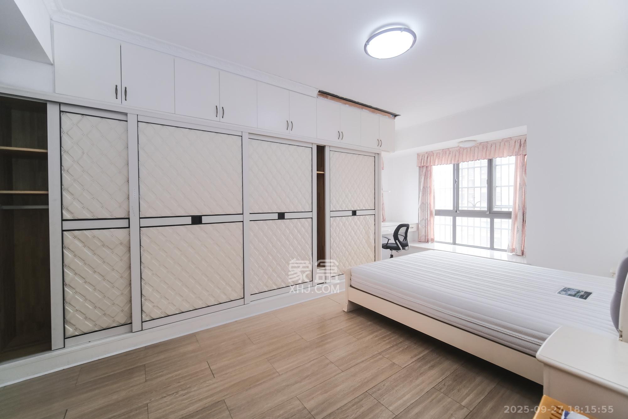 好望谷  3室2厅2卫    80.0万卧室