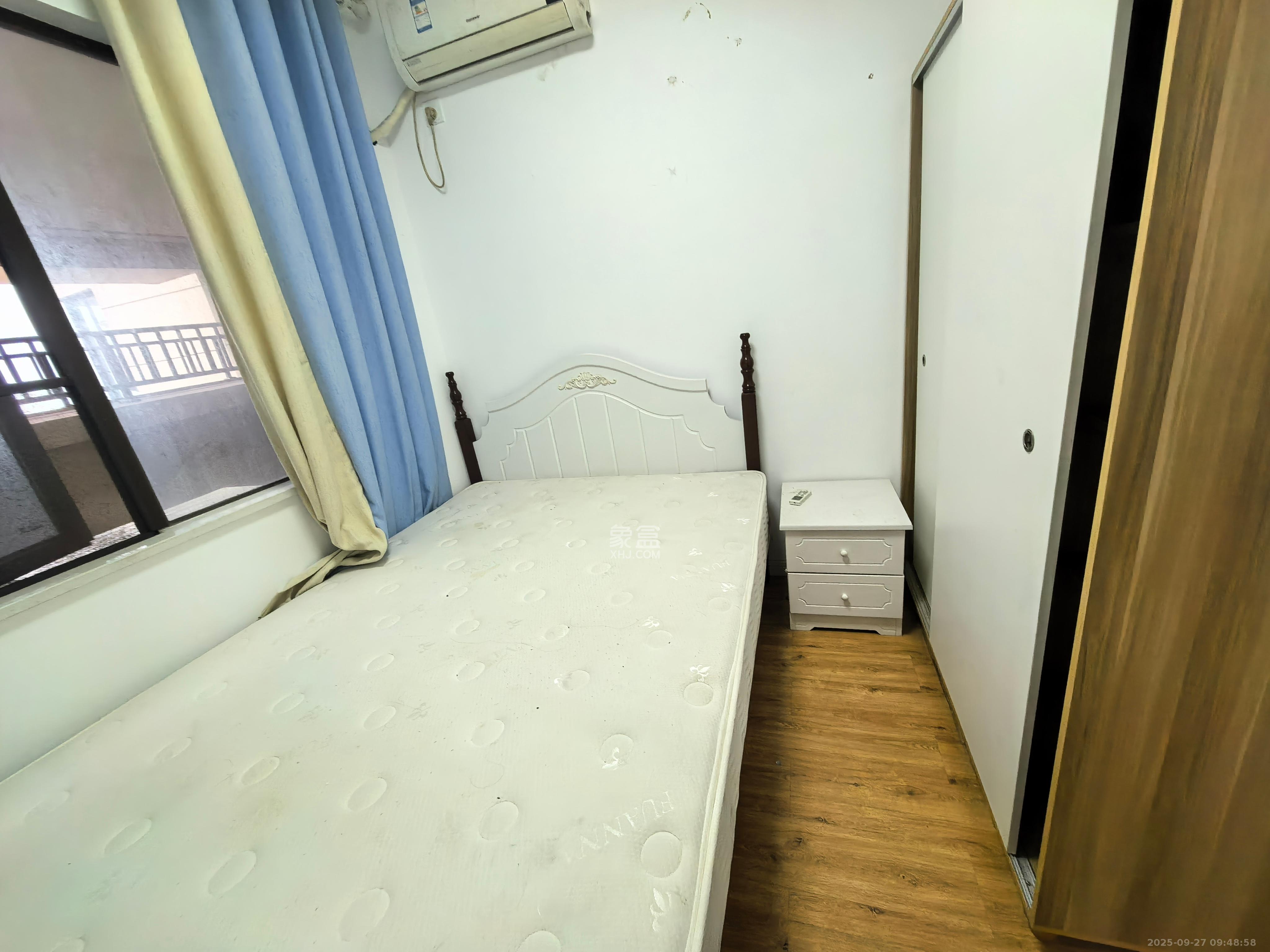 华润置地广场二期  3室2厅2卫   2300.00元/月室内图