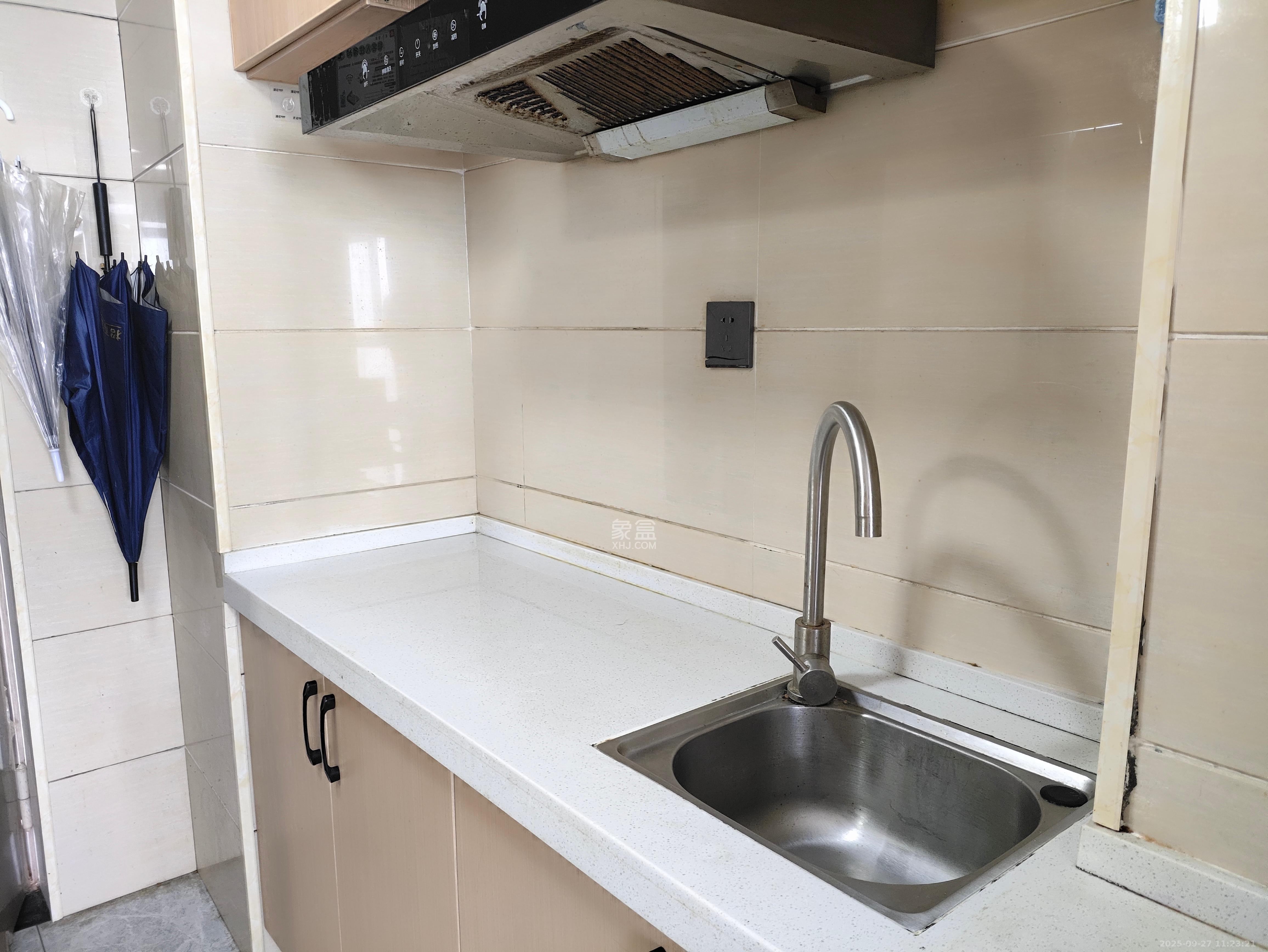 荣盛花语书苑  1室1厅1卫    1900.0元/月室内图