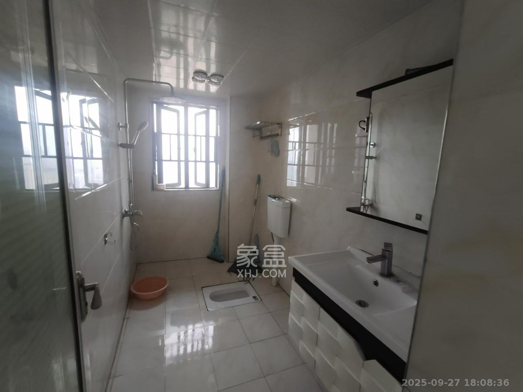 长房天翼未来城 3室2厅1卫 3900.0元/月 长房天翼未来城 3室2厅1卫 3900.0元/月室内图