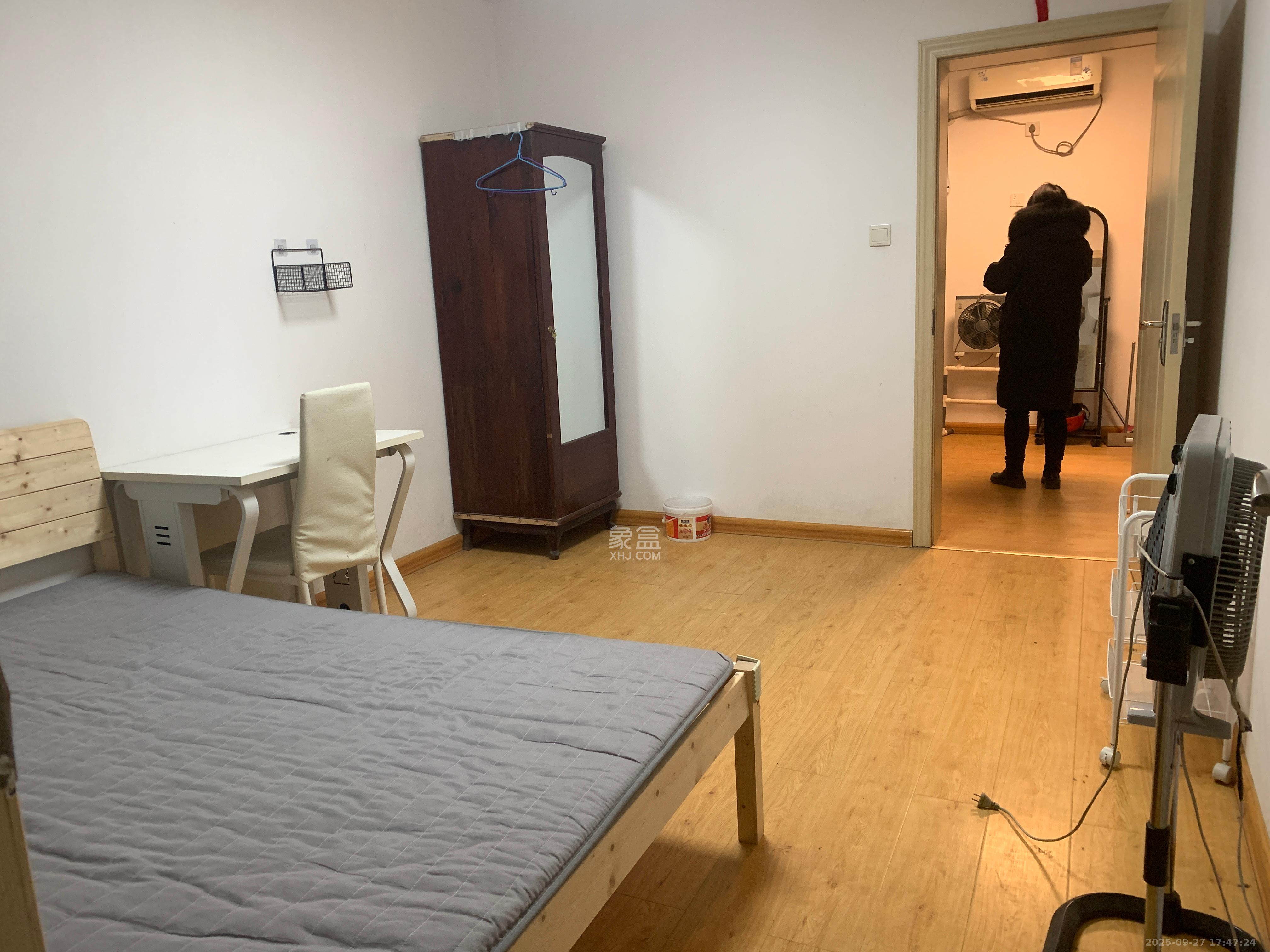 桂花路铁建宿舍  2室1厅1卫    1400.0元/月室内图