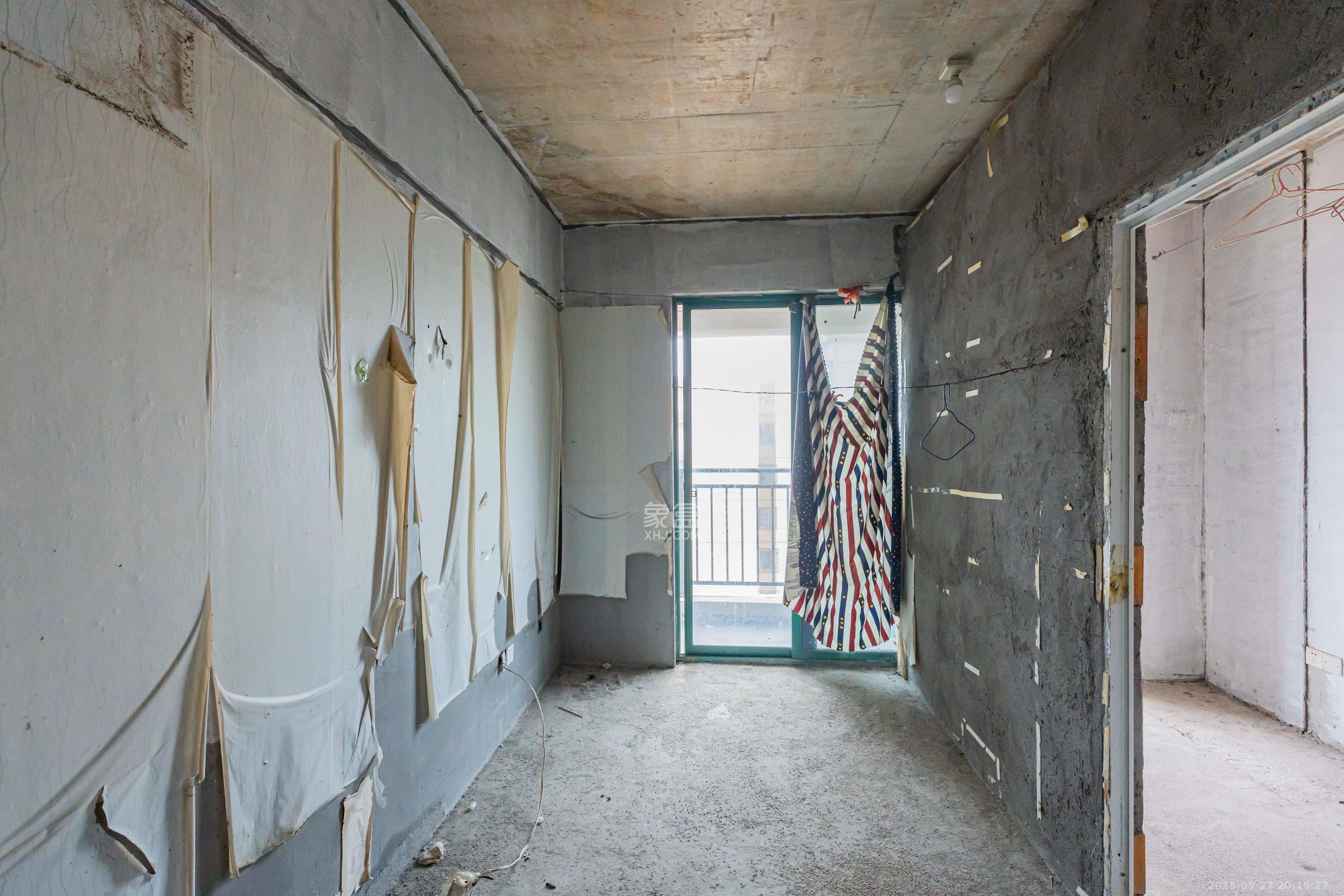 上林紫郡(锦顺和园) 3室2厅1卫 90.0万 上林紫郡(锦顺和园) 3室2厅1卫 90.0万卧室