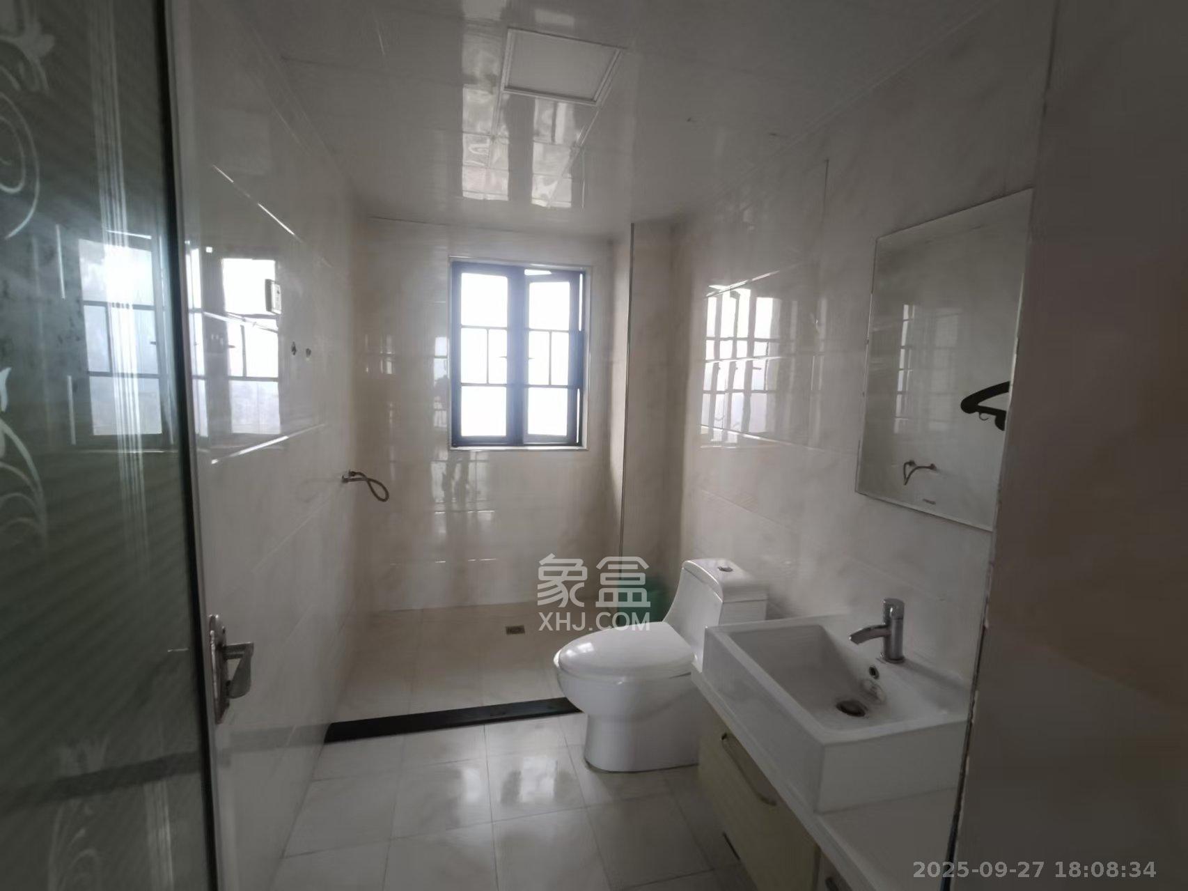 长房天翼未来城 3室2厅1卫 3900.0元/月 长房天翼未来城 3室2厅1卫 3900.0元/月室内图