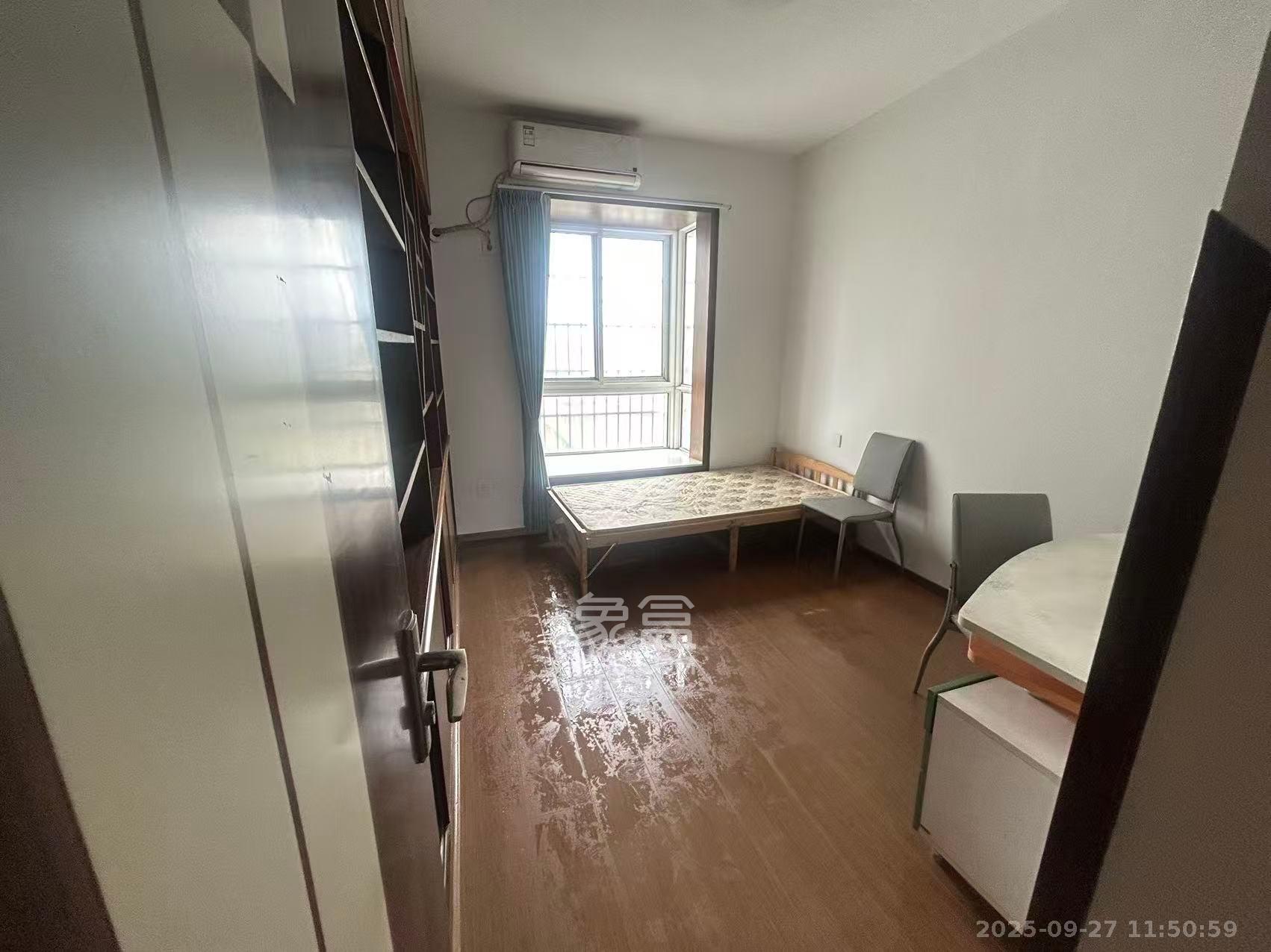 滨湖嘉园(湖滨小区) 2室2厅1卫 2800.0元/月 滨湖嘉园(湖滨小区) 2室2厅1卫 2800.0元/月室内图