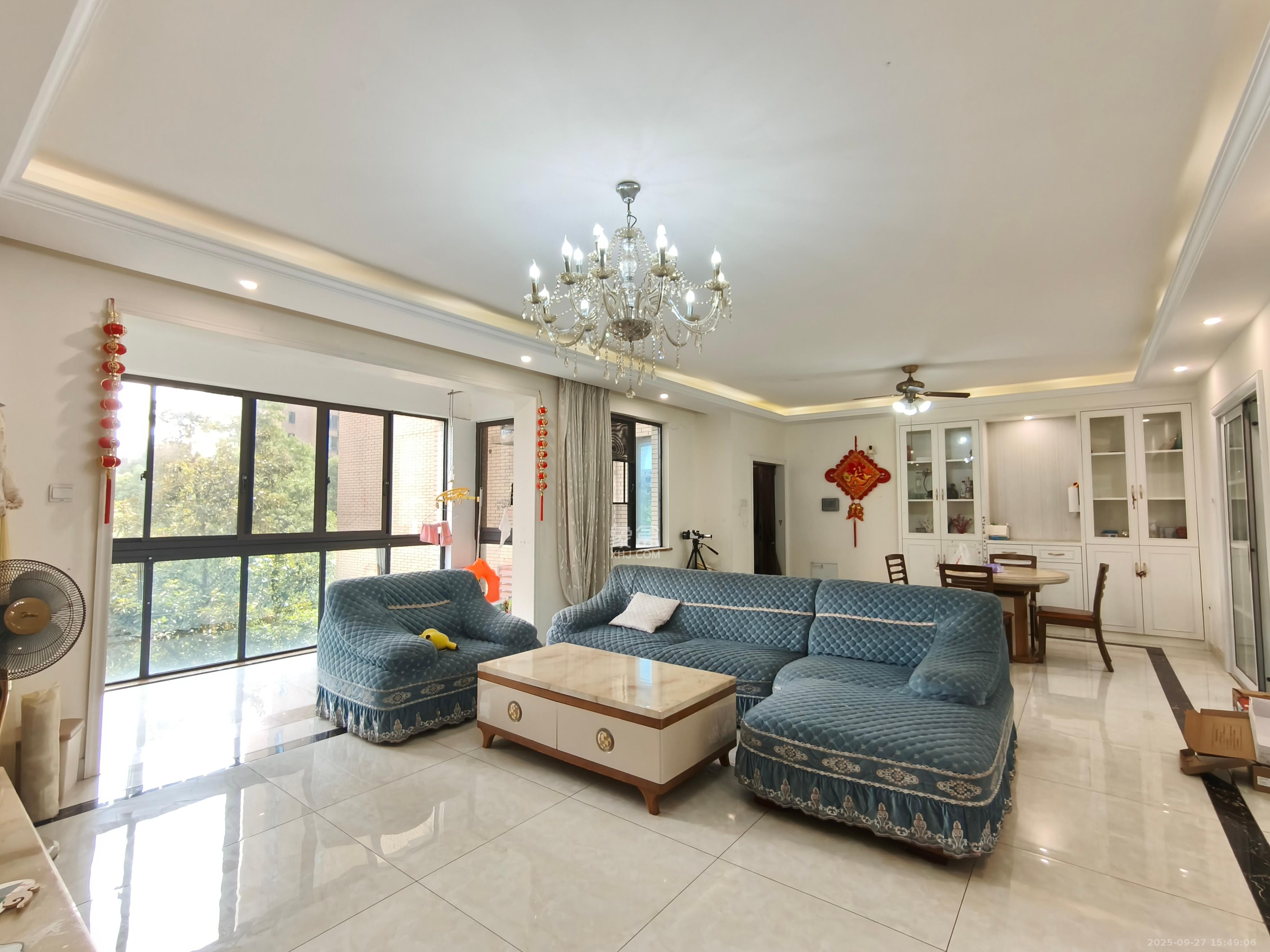 长房白沙湾 3室2厅2卫 3500.0元/月 长房白沙湾 3室2厅2卫 3500.0元/月室内图