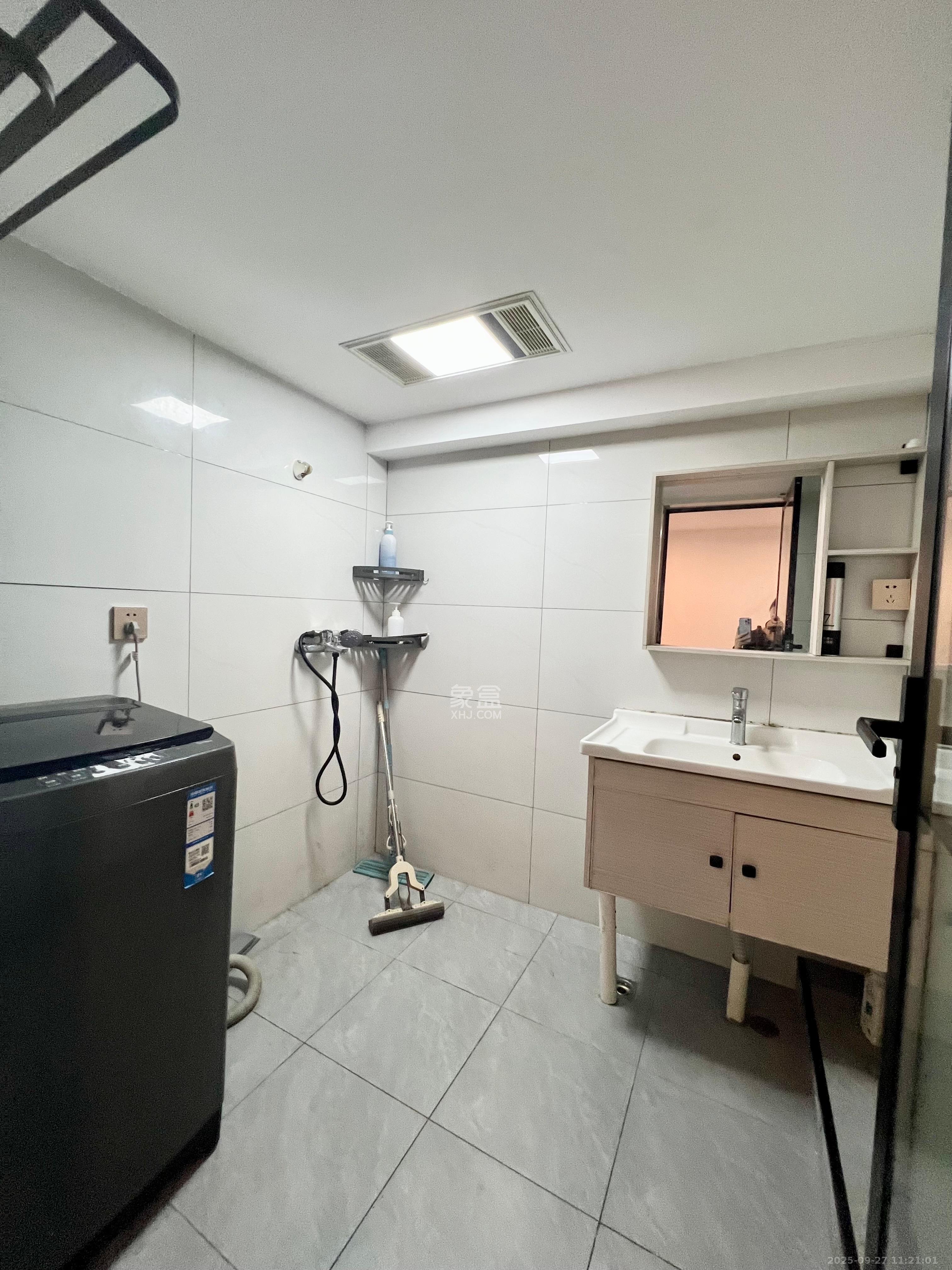 福晟钱隆国际(晟冉景苑) 2室0厅0卫 2100.0元/月 福晟钱隆国际(晟冉景苑) 2室0厅0卫 2100.0元/月室内图