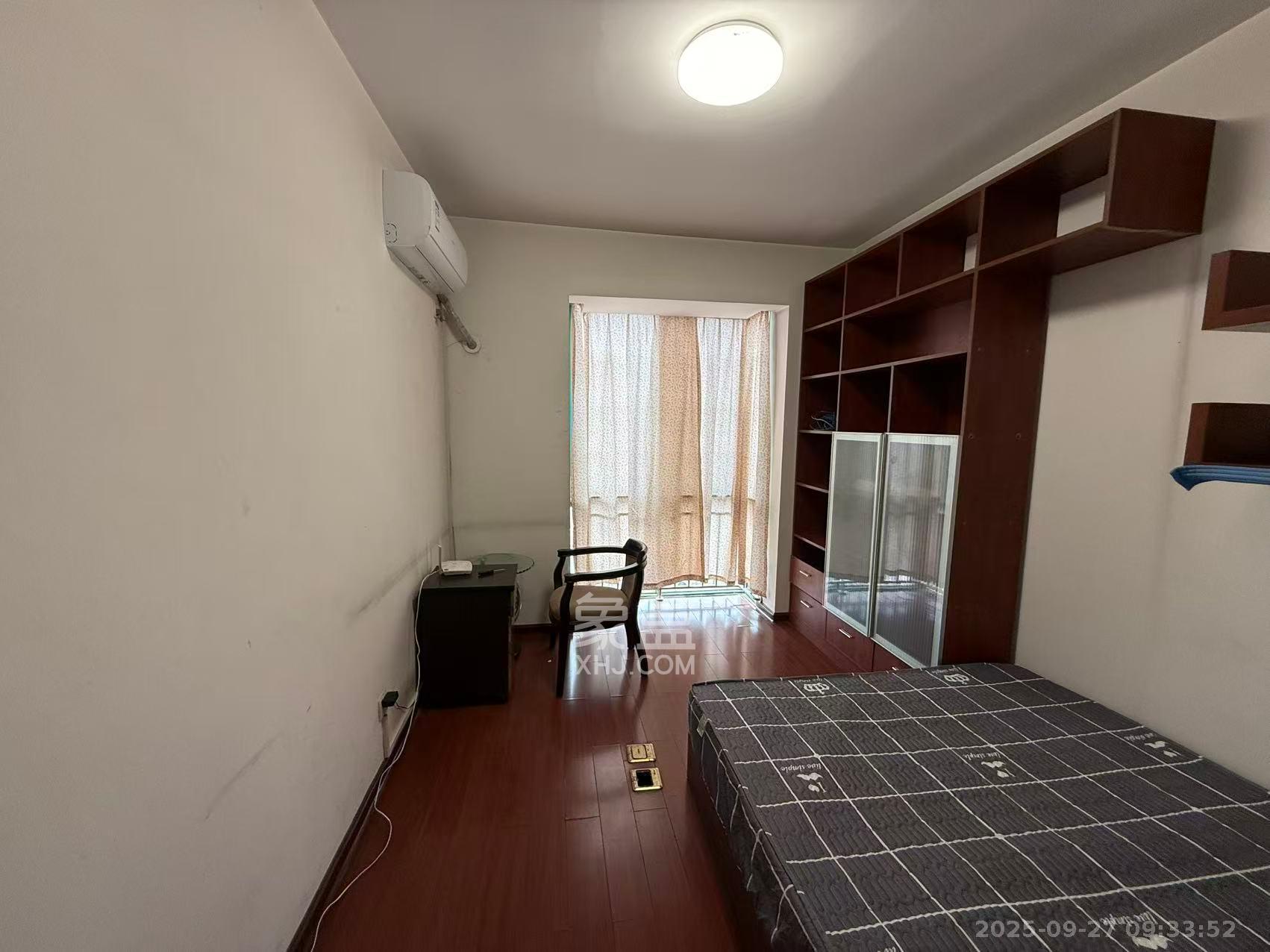 东方新城  6室2厅3卫    900.0元/月室内图