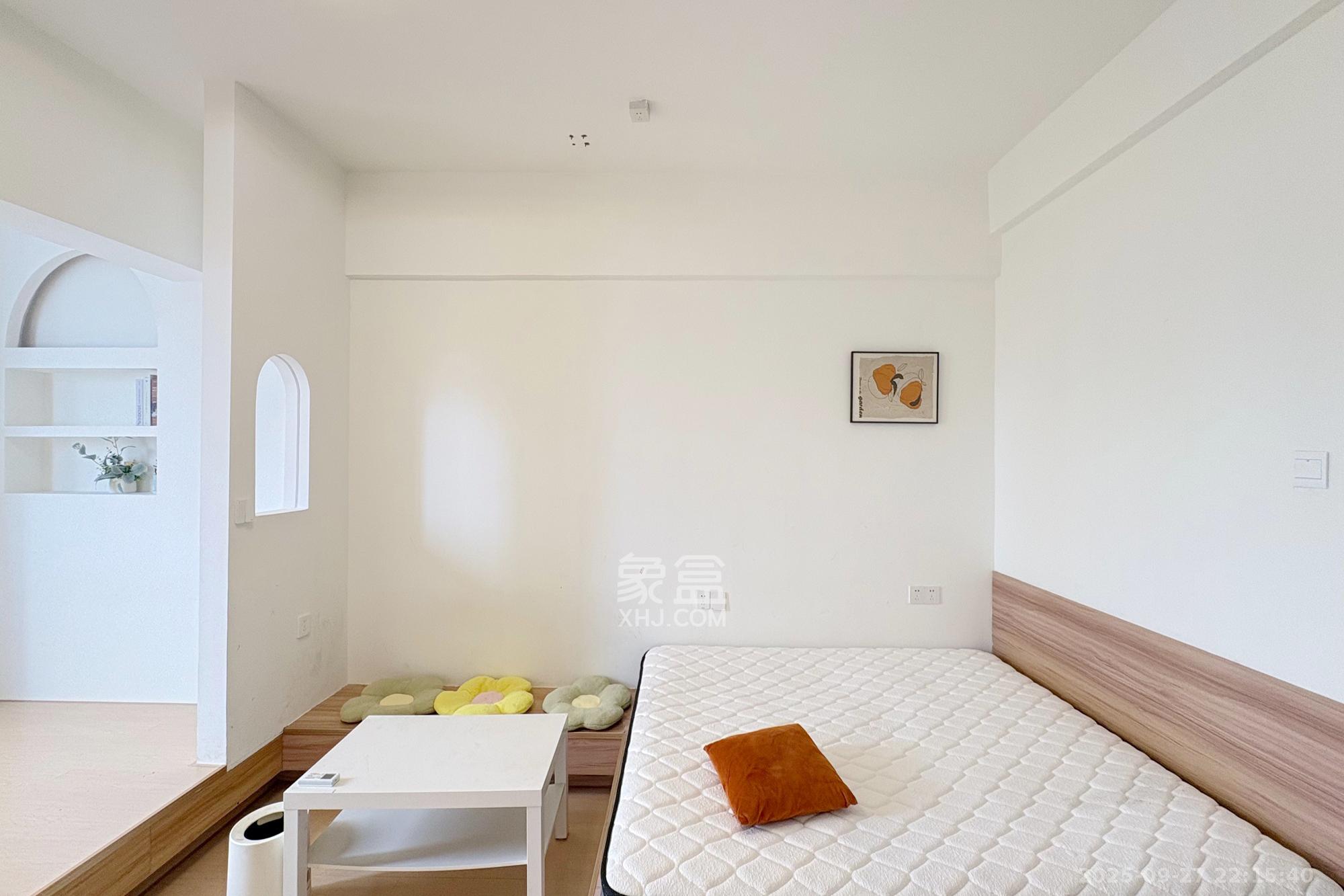 七彩丽都 1室1厅1卫 45.0万 七彩丽都 1室1厅1卫 45.0万客厅