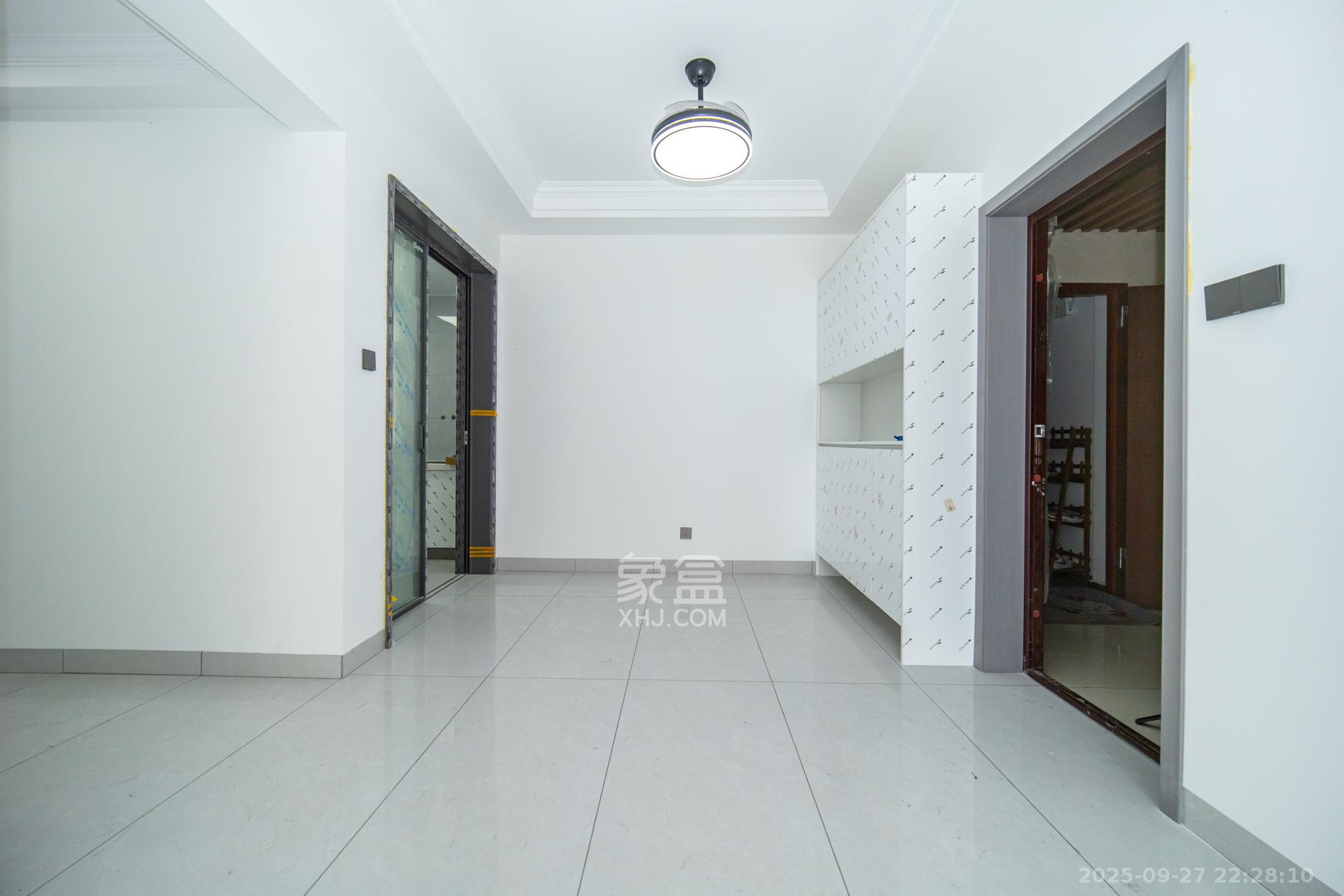 楚天世纪城西苑 3室2厅2卫 69.8万 楚天世纪城西苑 3室2厅2卫 69.8万其他