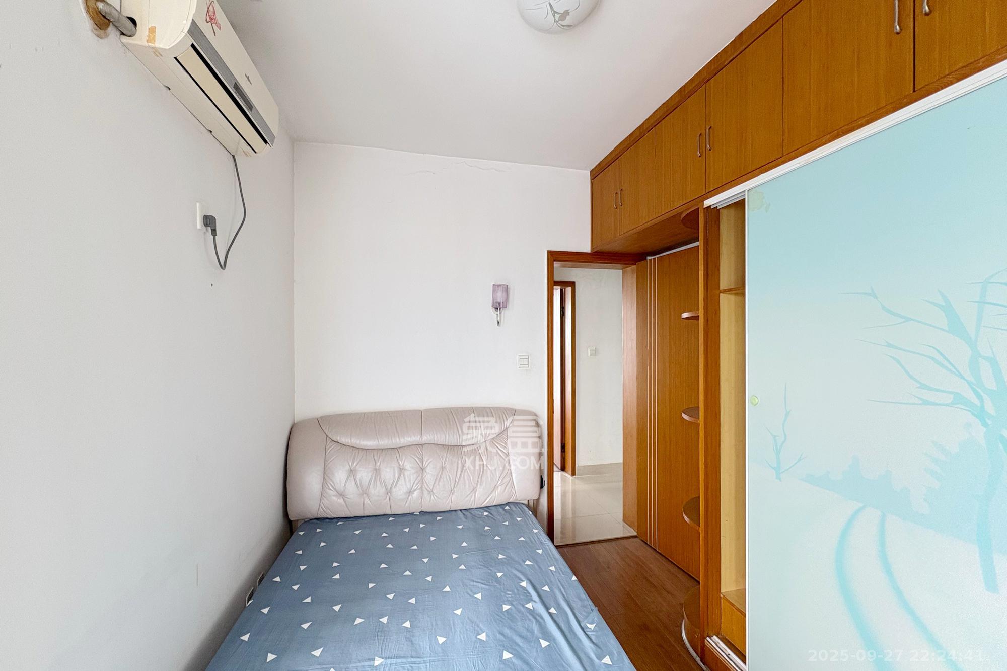 星典时代  2室1厅1卫    52.8万卧室