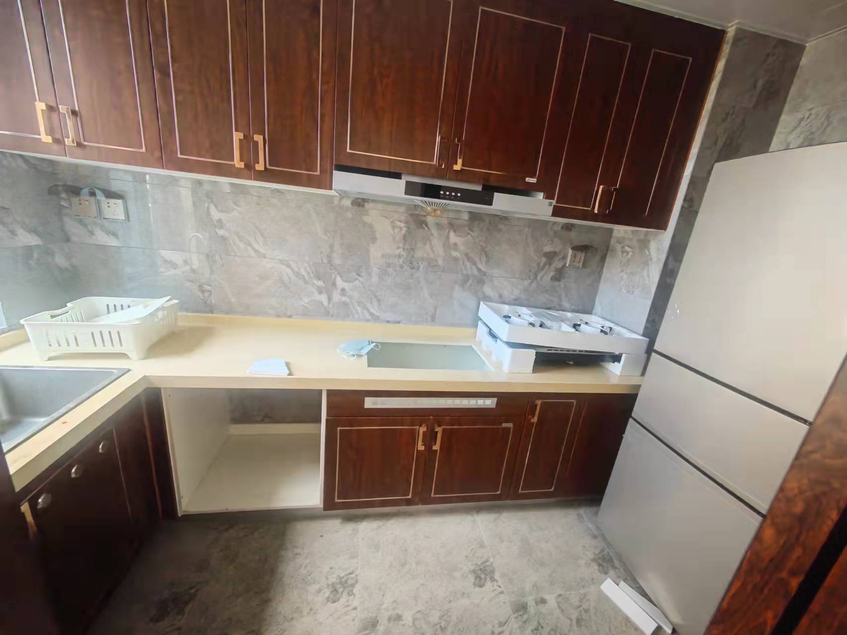 碧桂园公园上城 4室2厅2卫 3500.0元/月 碧桂园公园上城 4室2厅2卫 3500.0元/月室内图